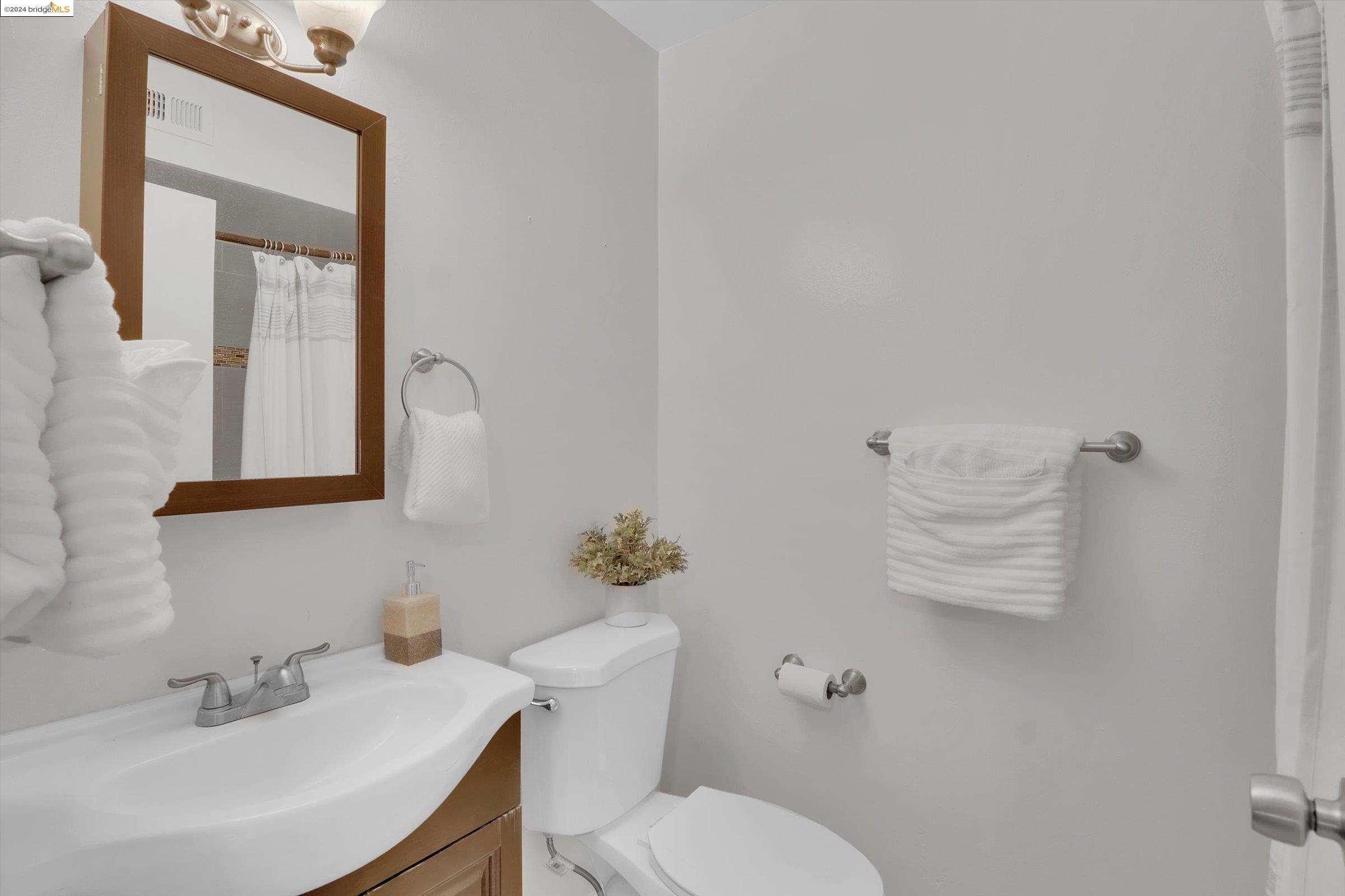2043 Sierra Rd # 3