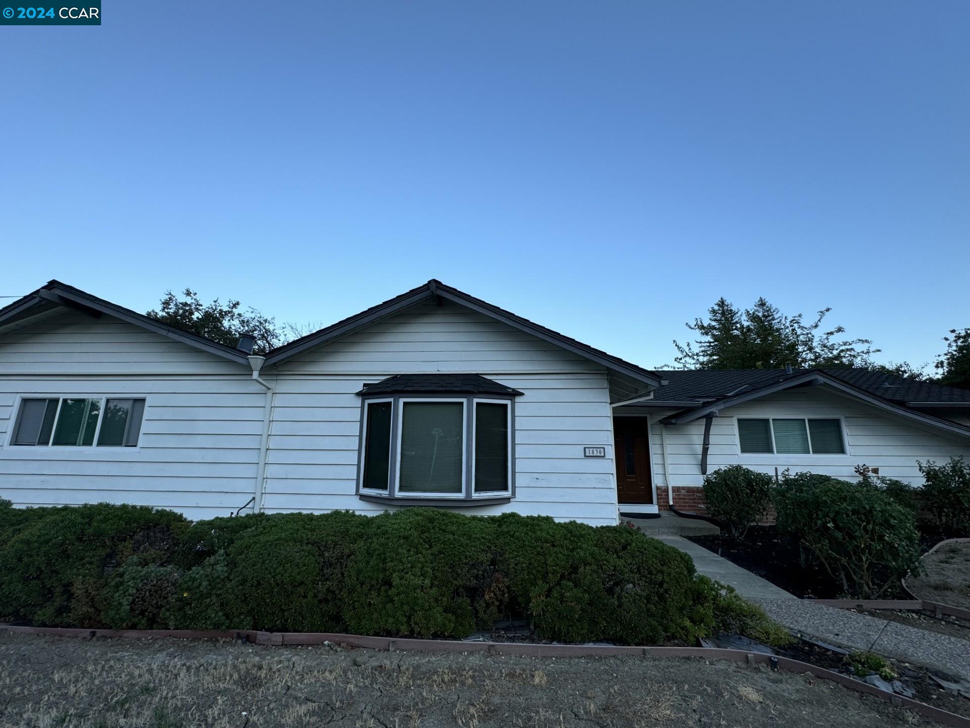 1830 Del Rio Dr