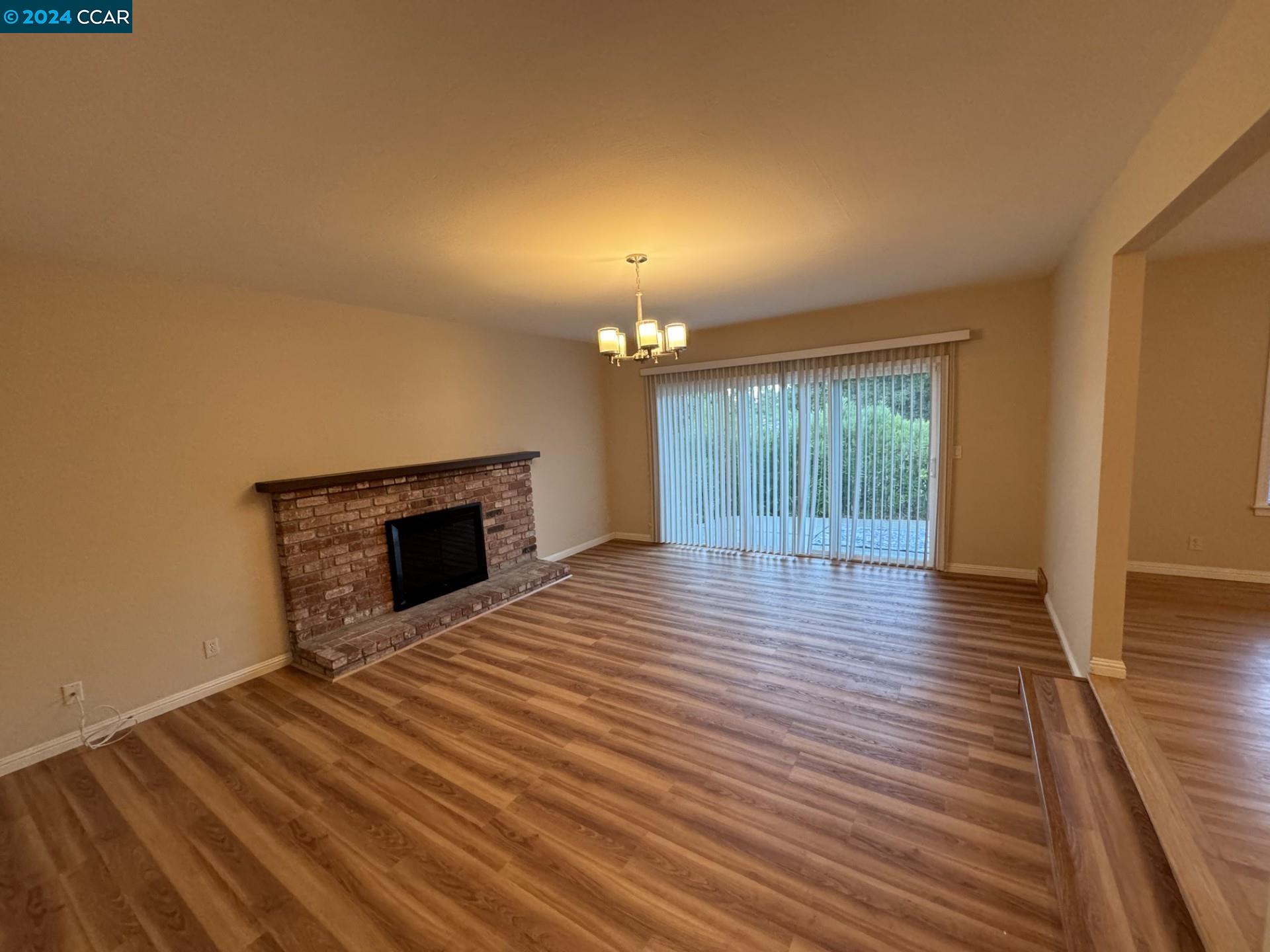 1830 Del Rio Dr