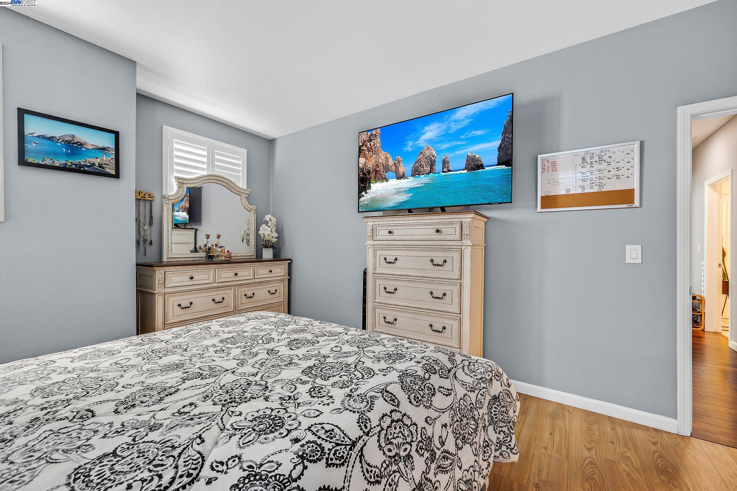 56 Picasso Ct