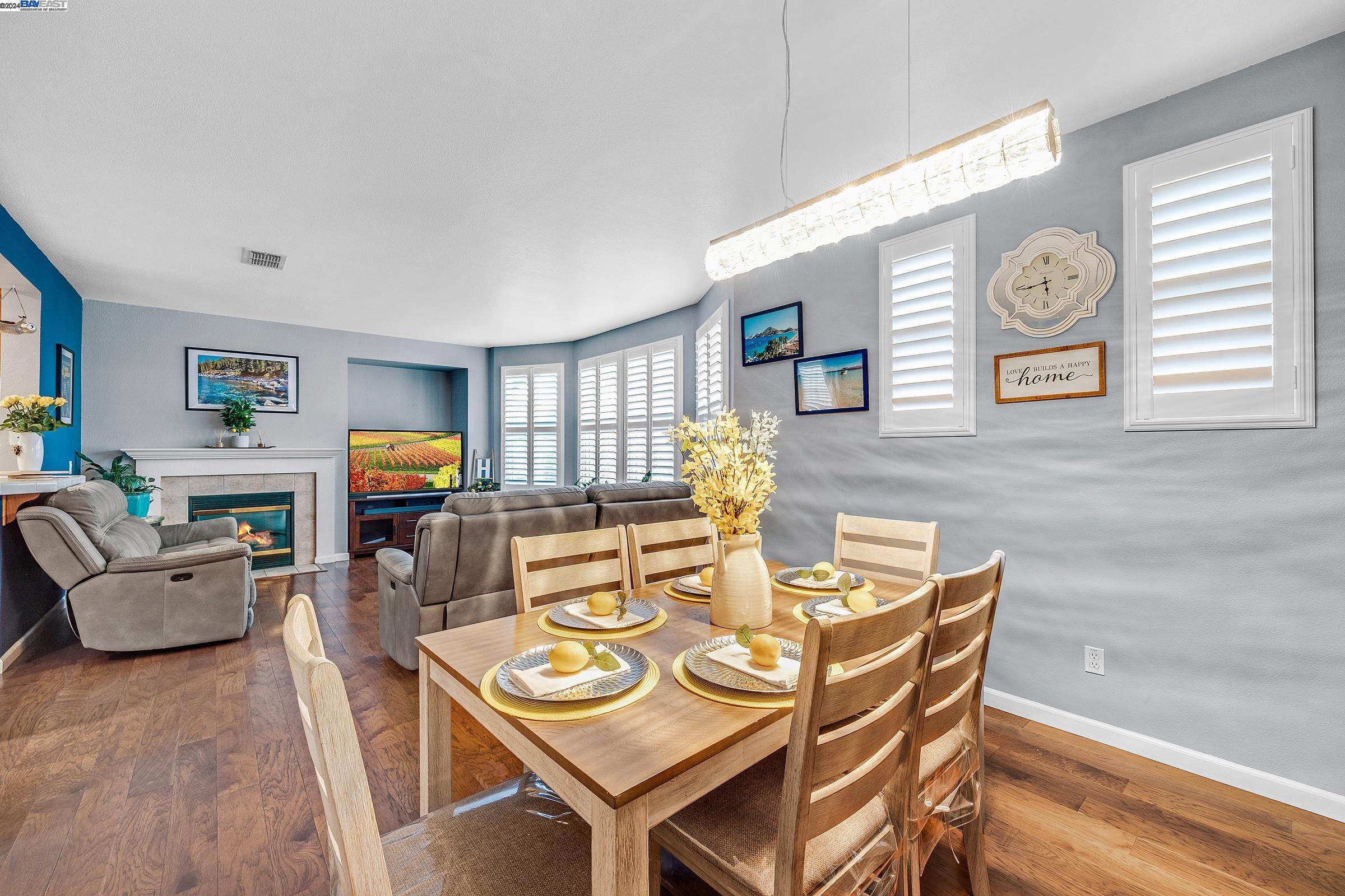 56 Picasso Ct