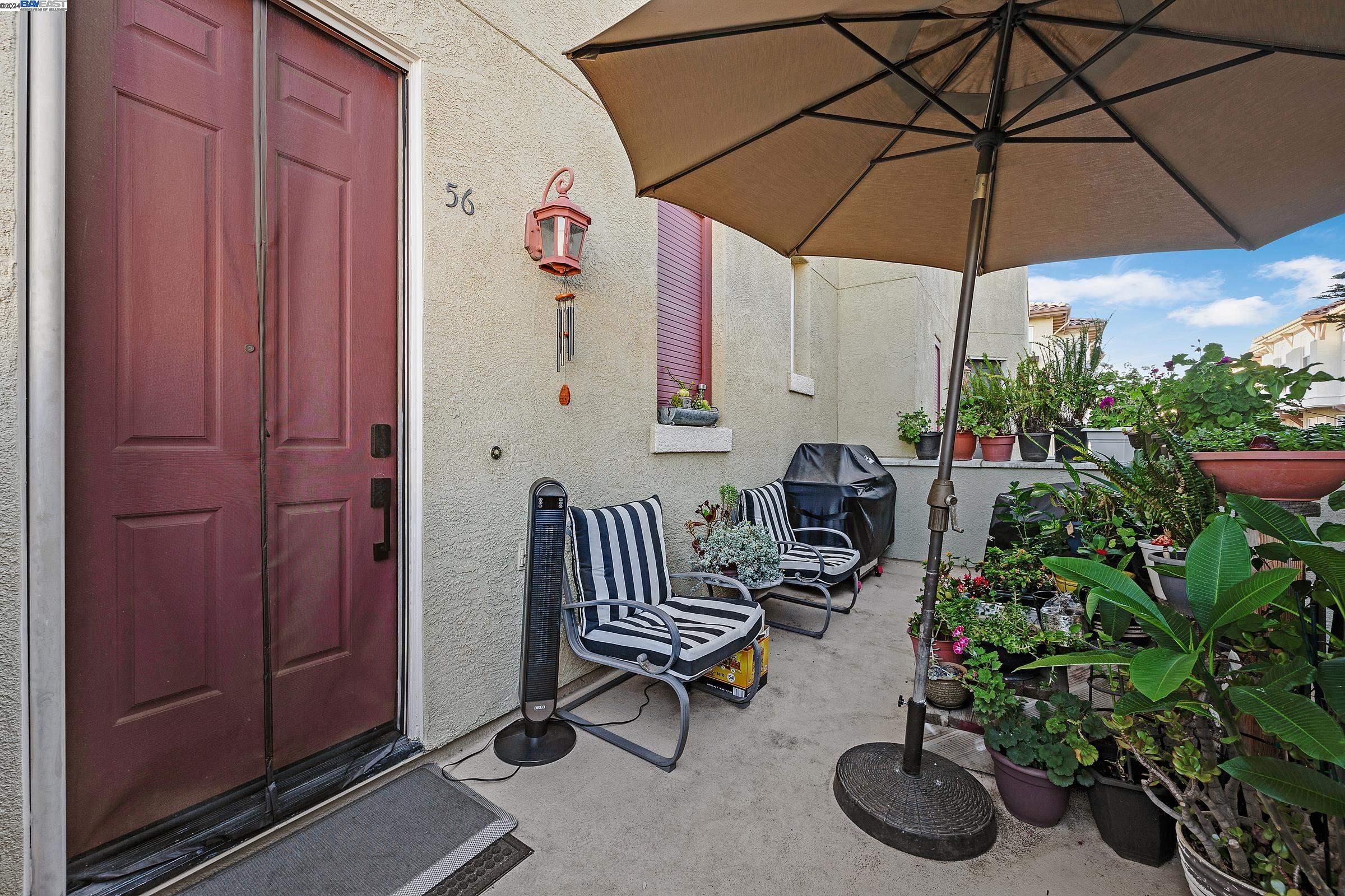 56 Picasso Ct