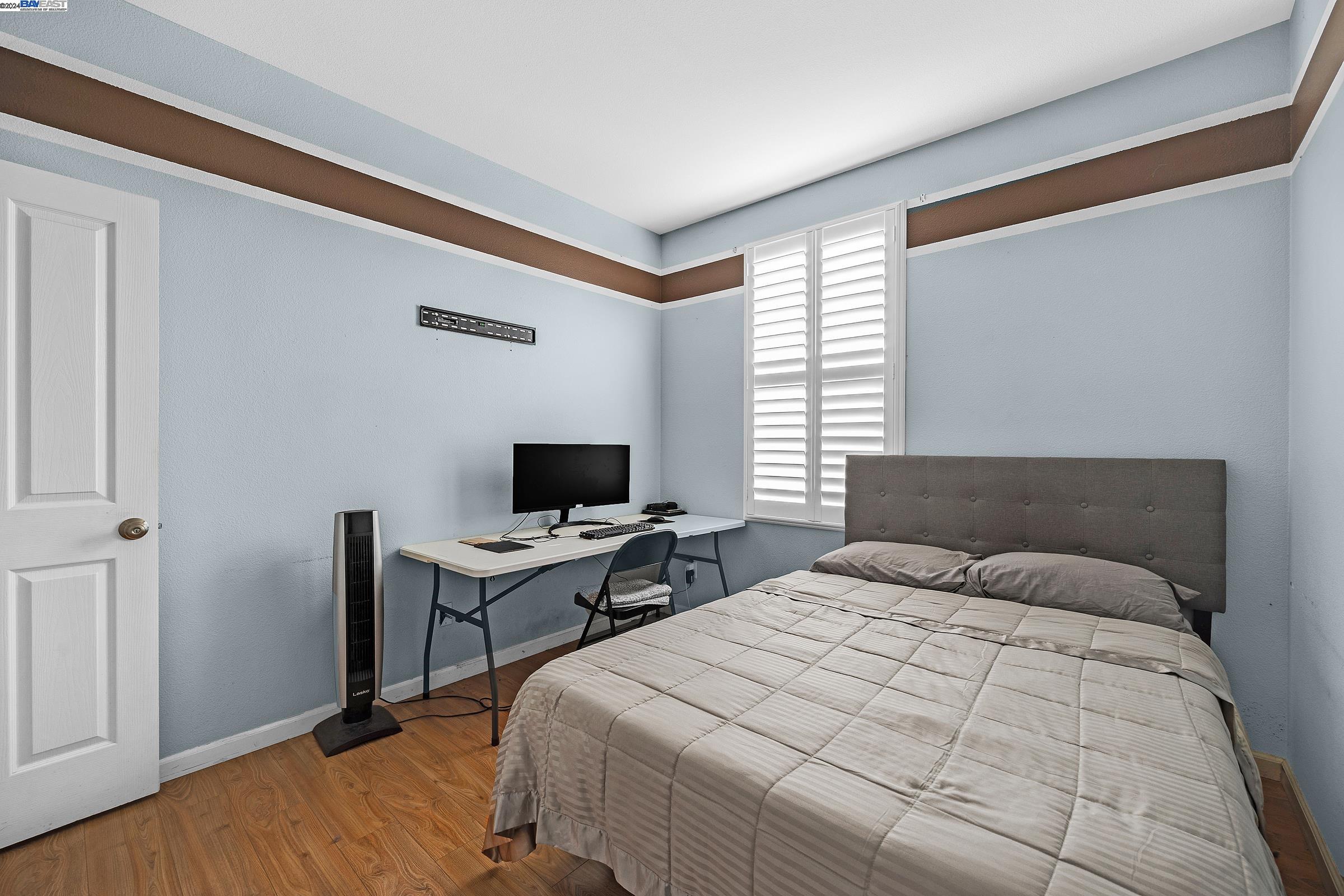 56 Picasso Ct