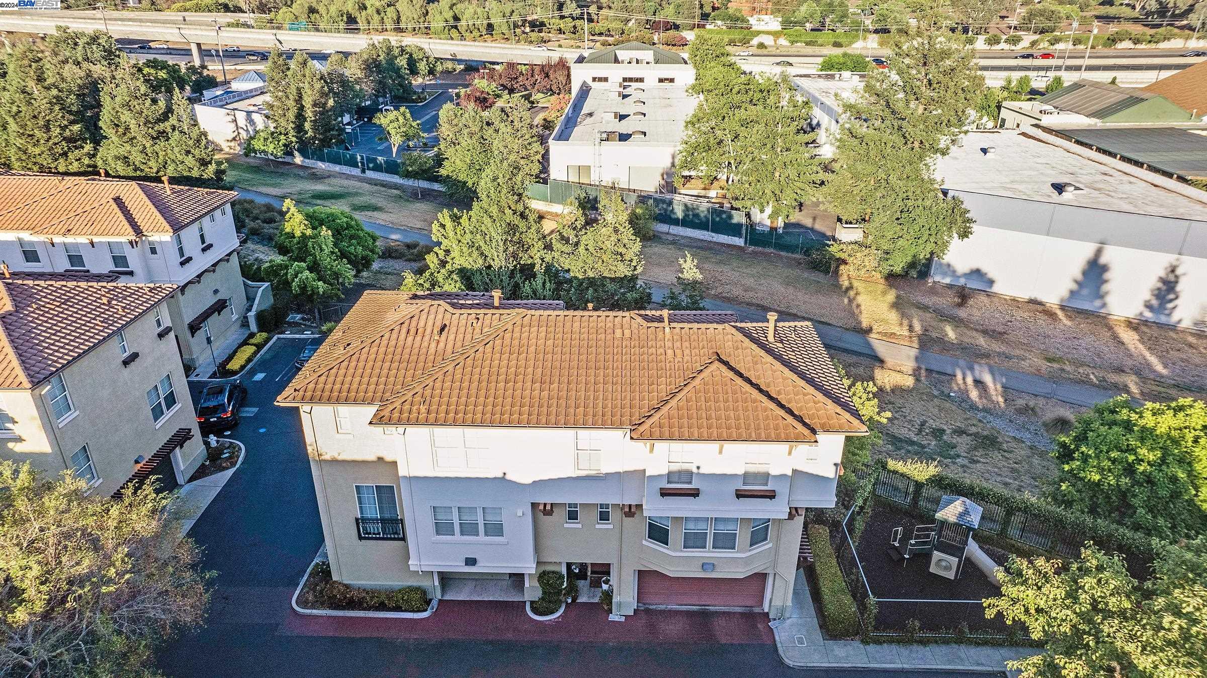 56 Picasso Ct