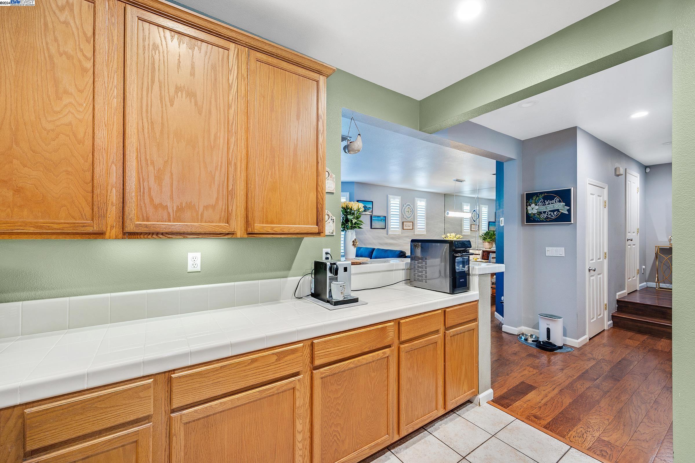 56 Picasso Ct