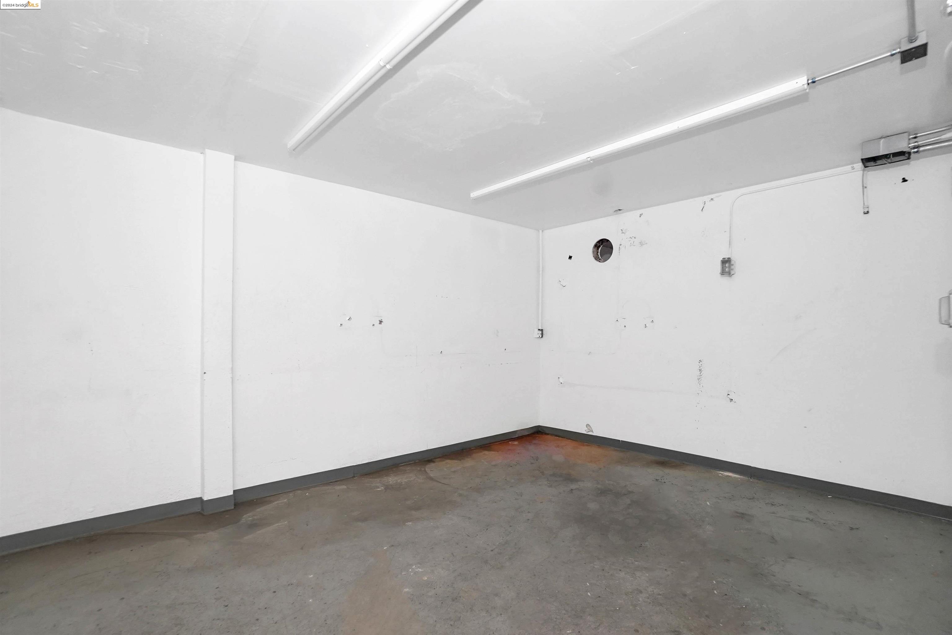 900 75Th Ave, Oakland