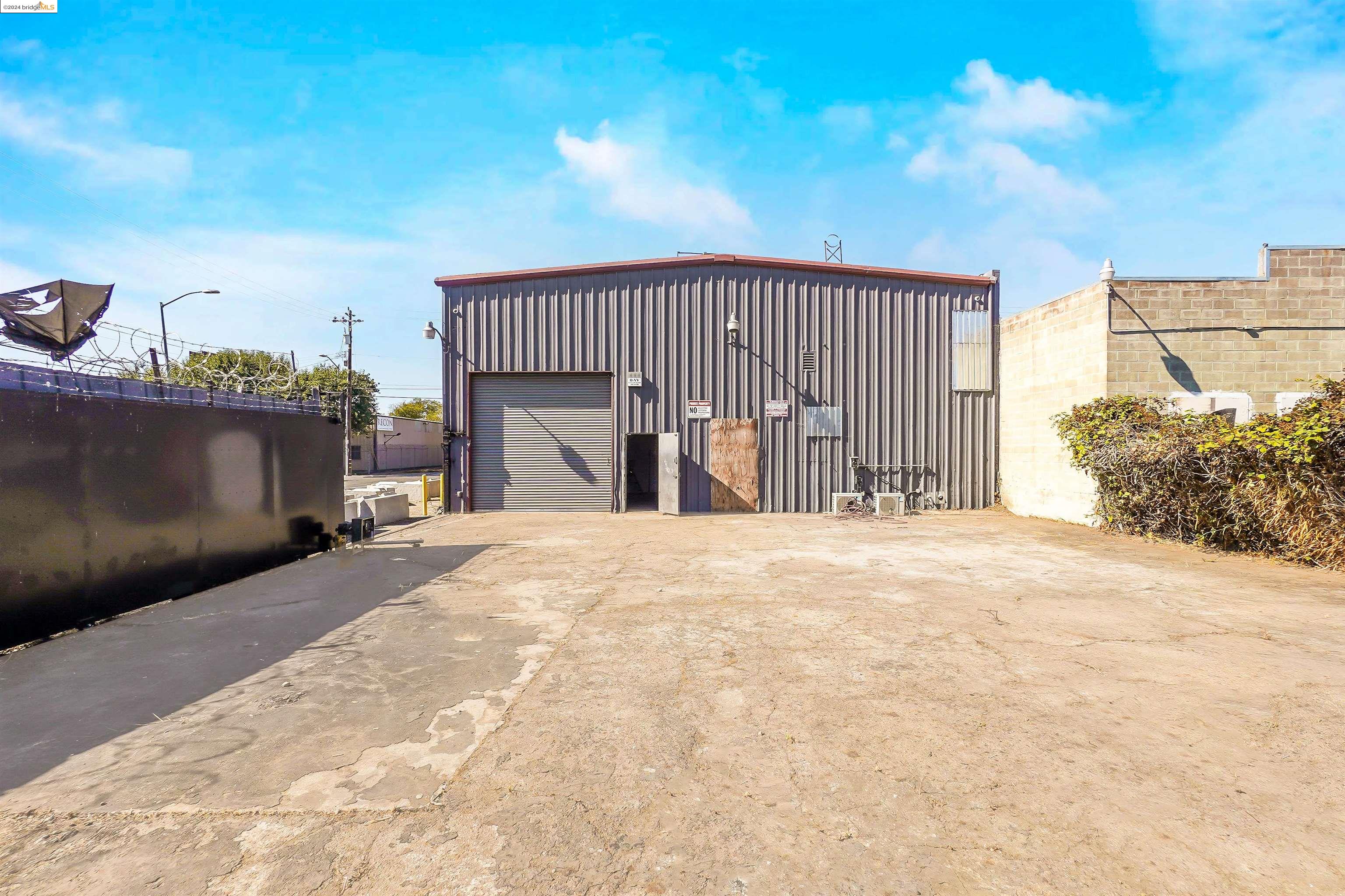 900 75Th Ave, Oakland