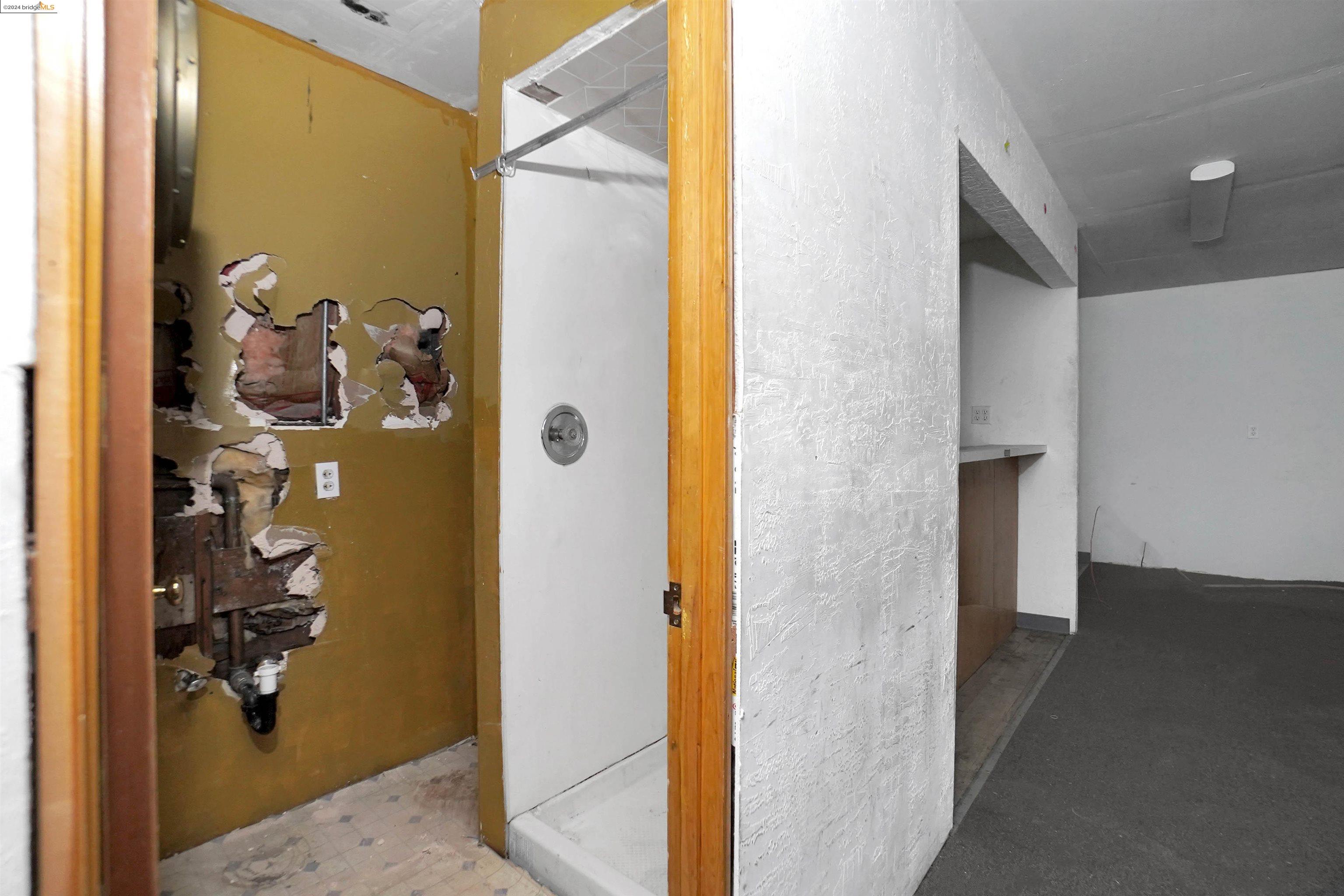 900 75Th Ave, Oakland