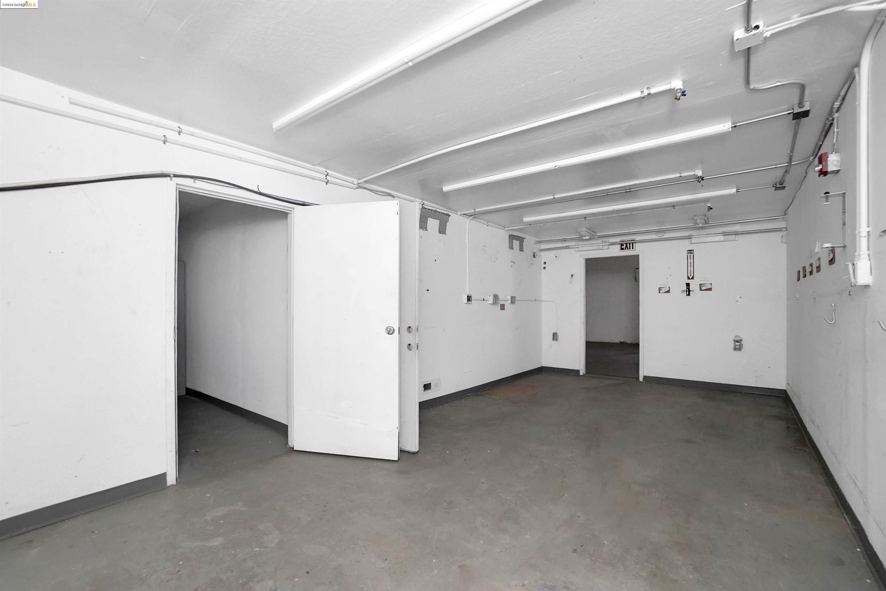 900 75Th Ave, Oakland