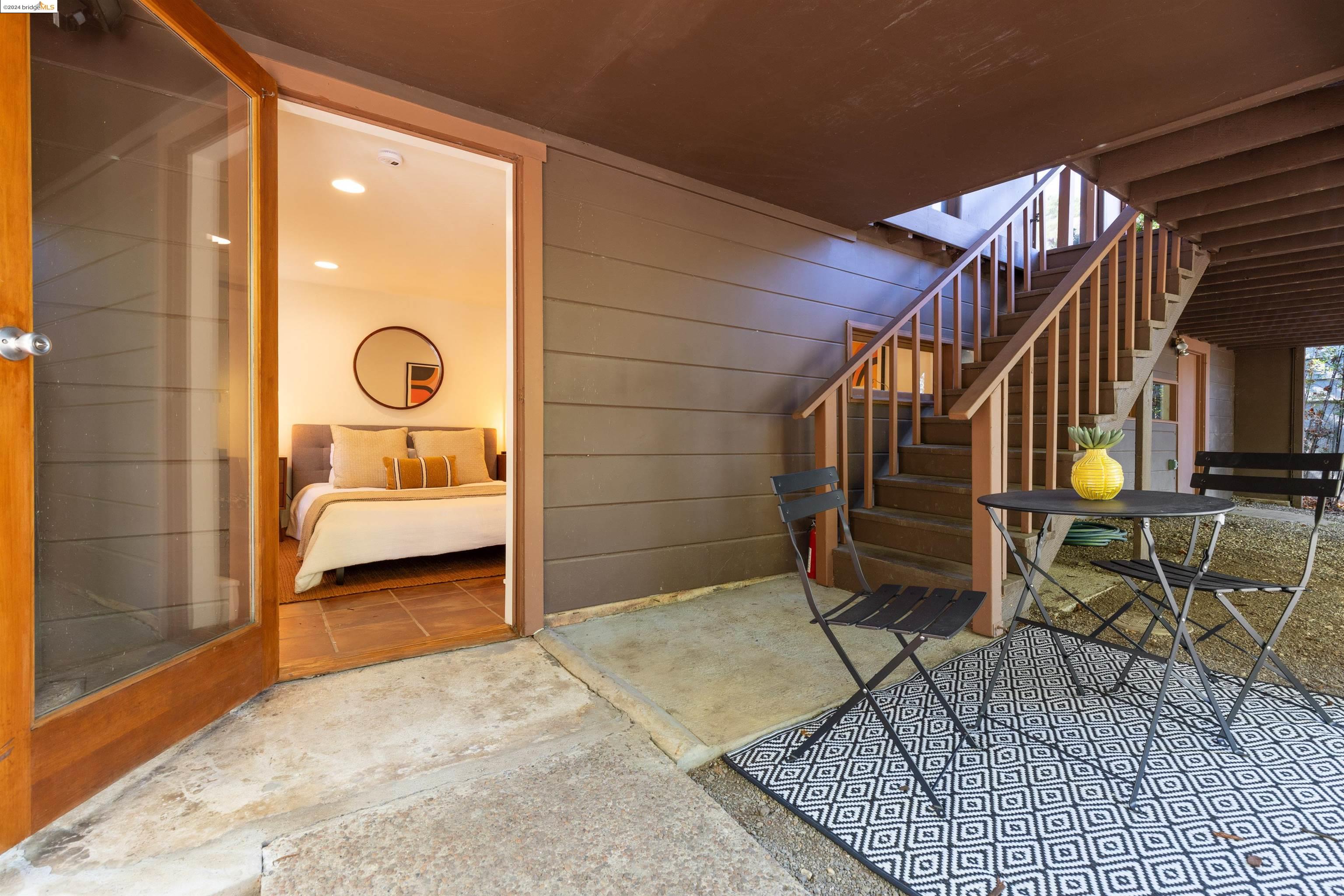 61 Fairlawn DR