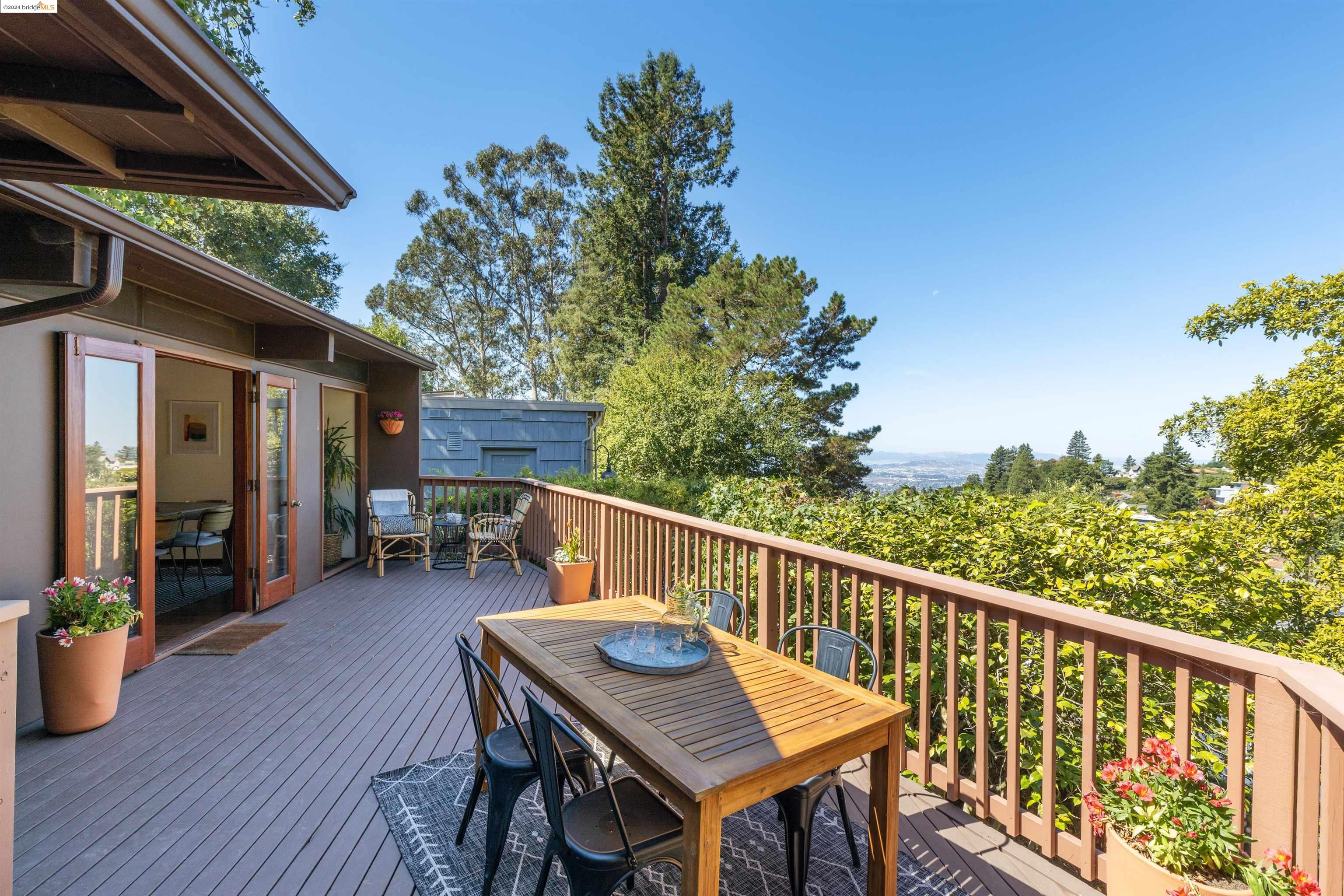 61 Fairlawn DR