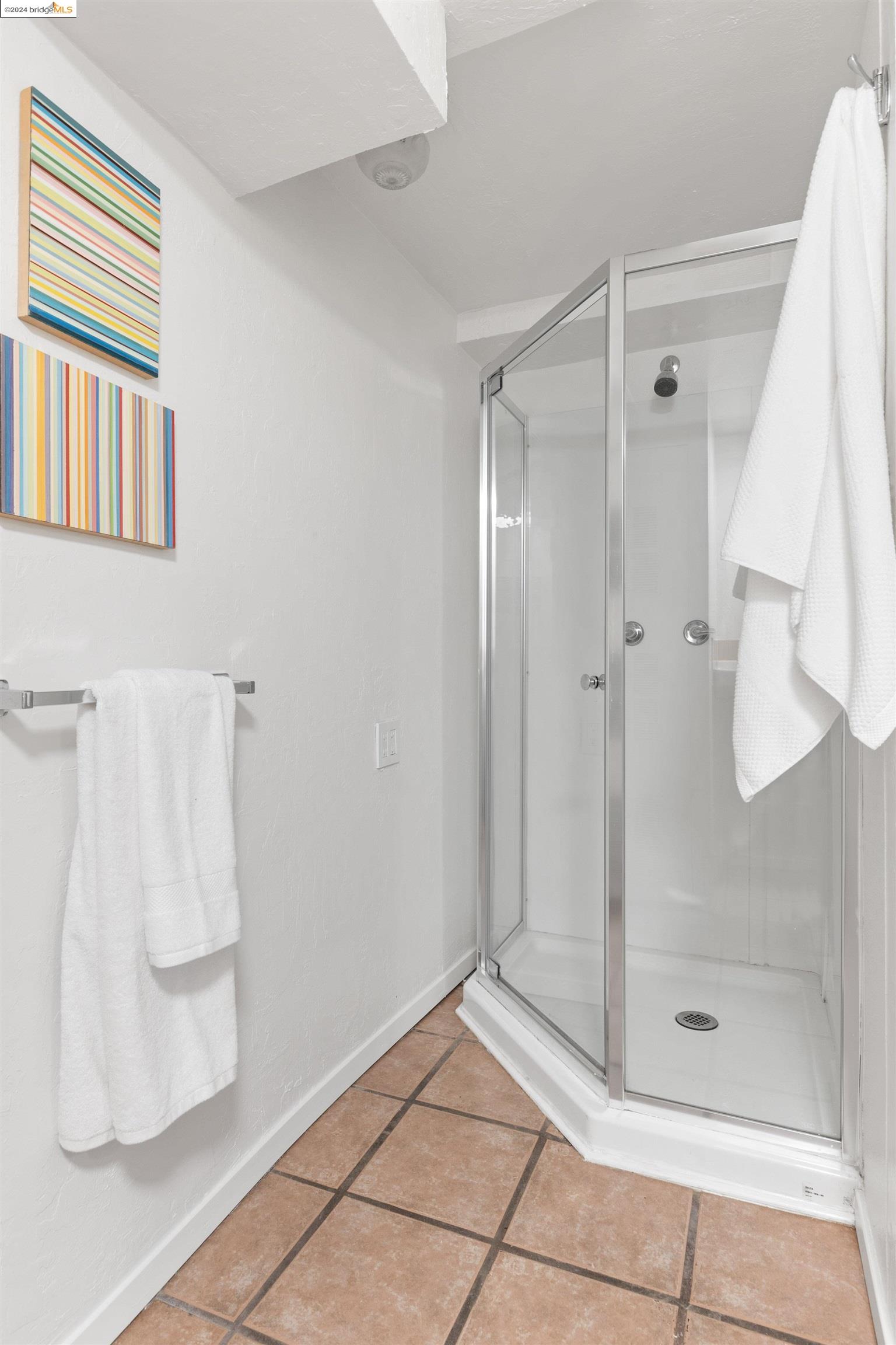 61 Fairlawn DR