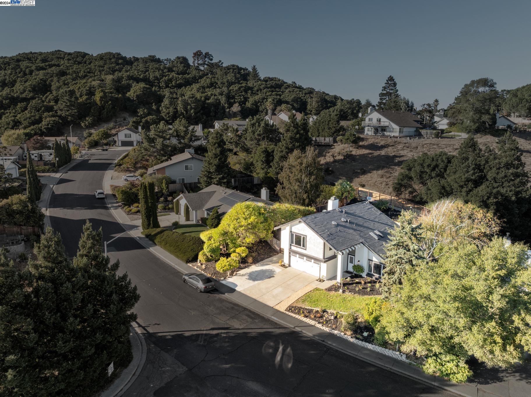 4725 Full Moon Drive
