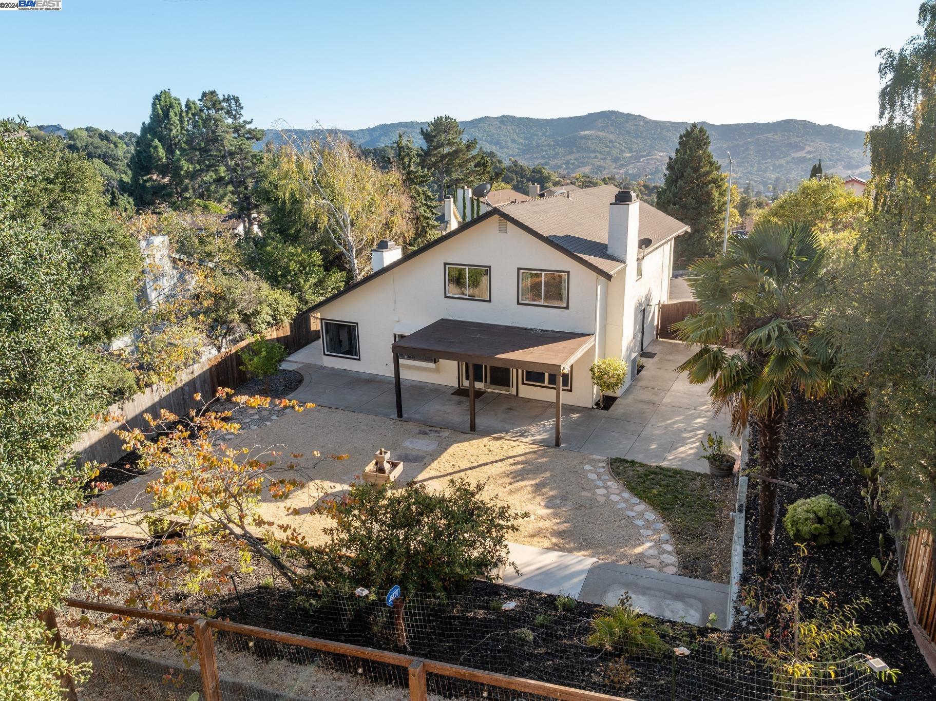 4725 Full Moon Drive