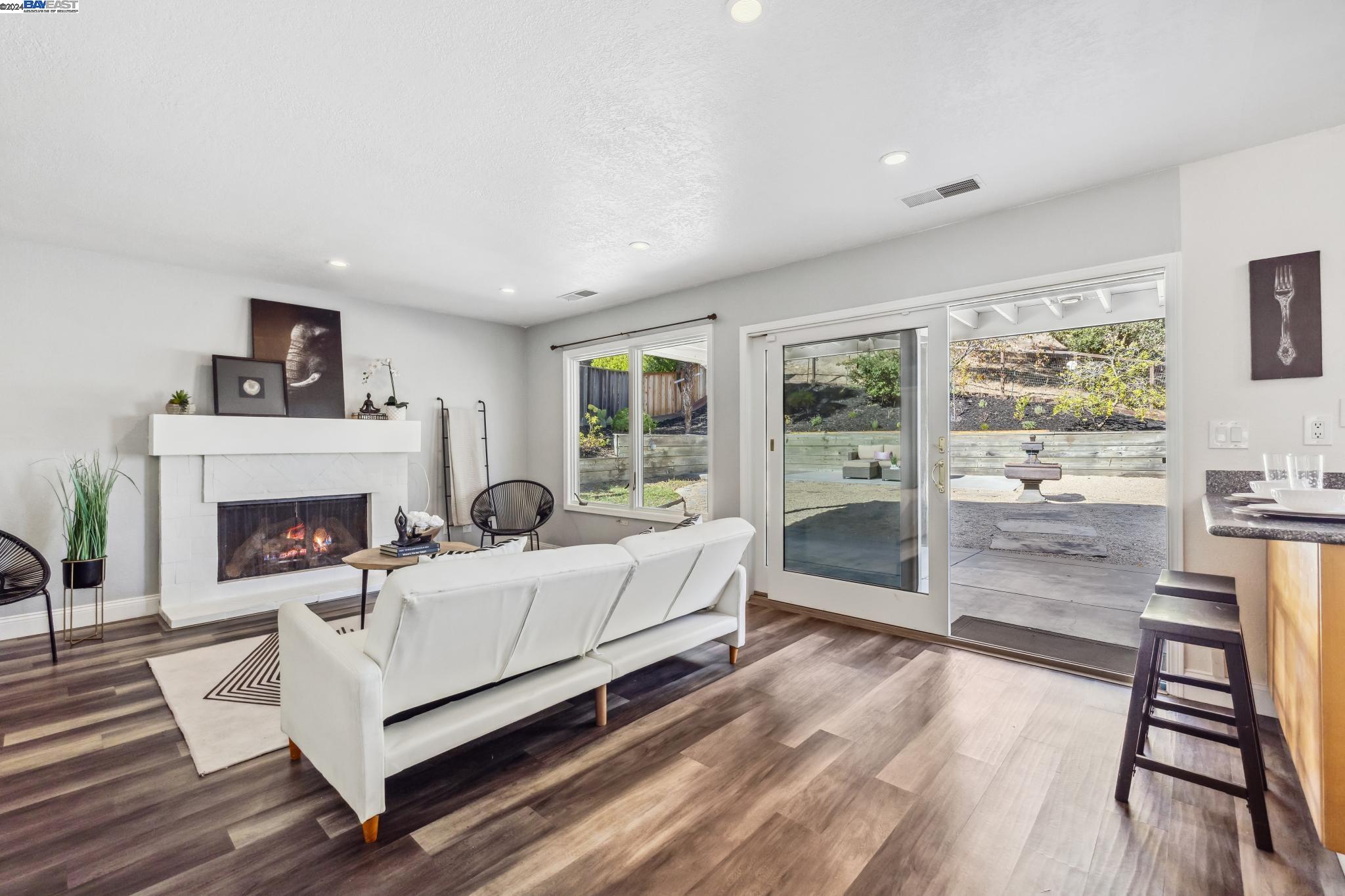 4725 Full Moon Drive