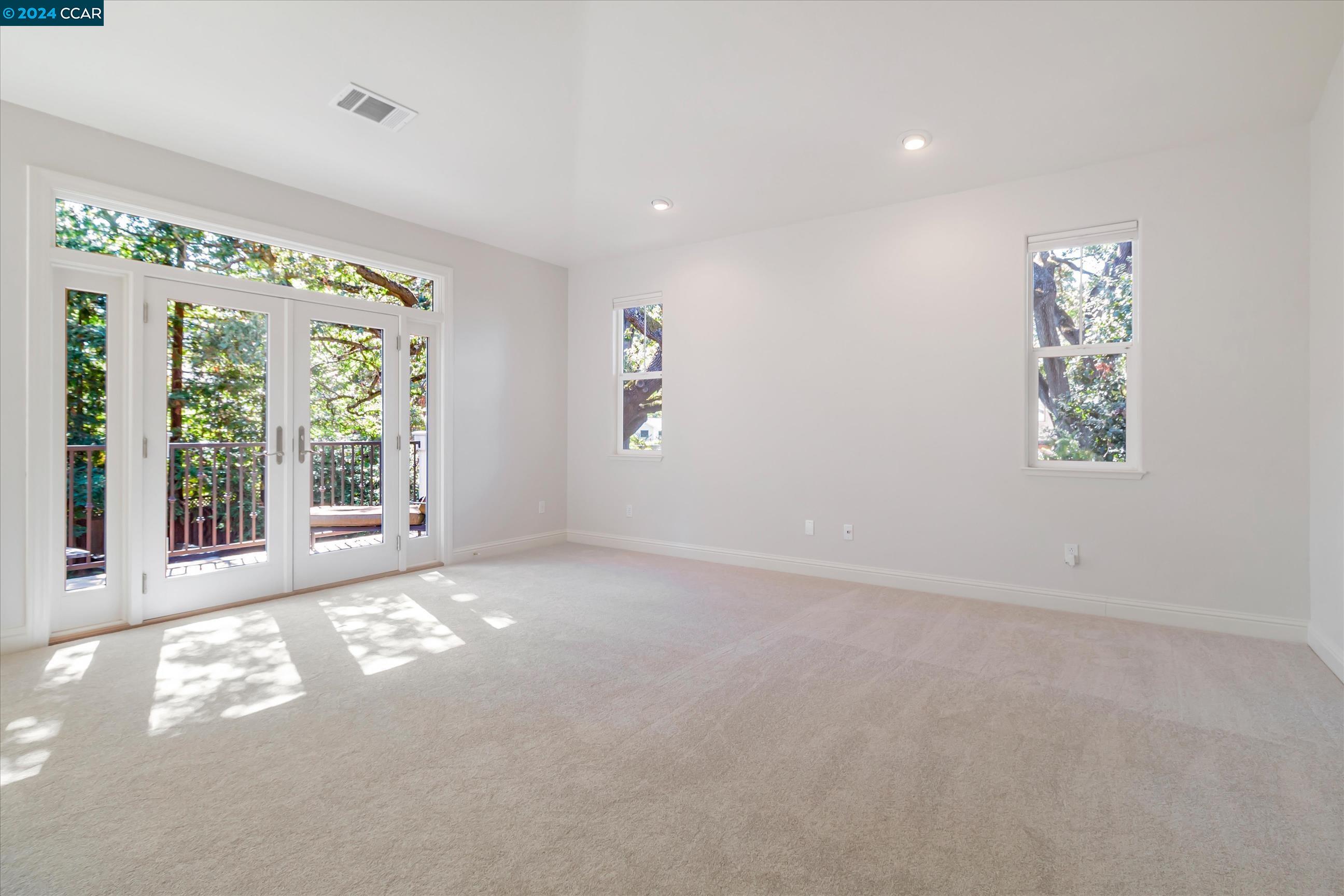 1423 Homestead Ave