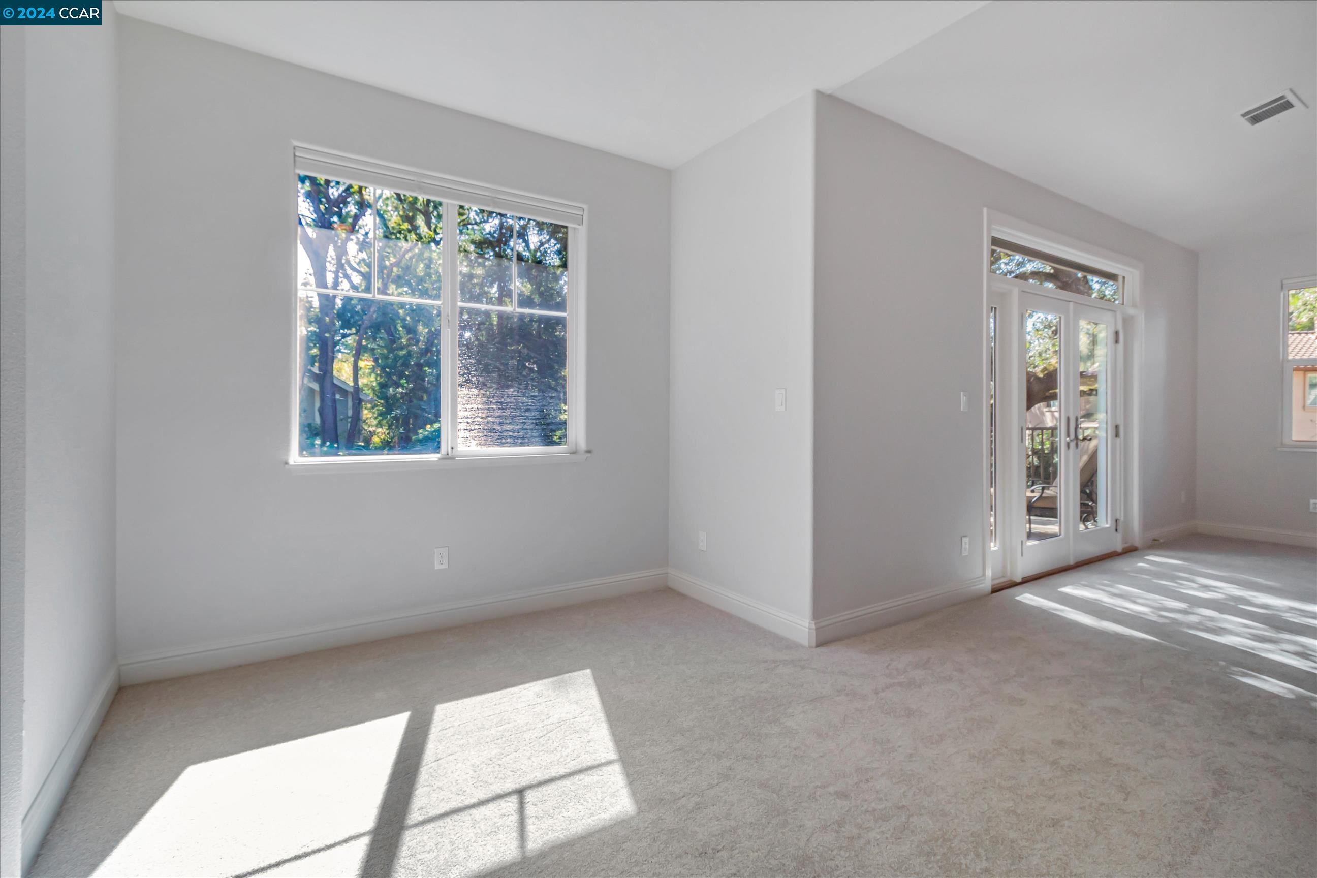 1423 Homestead Ave