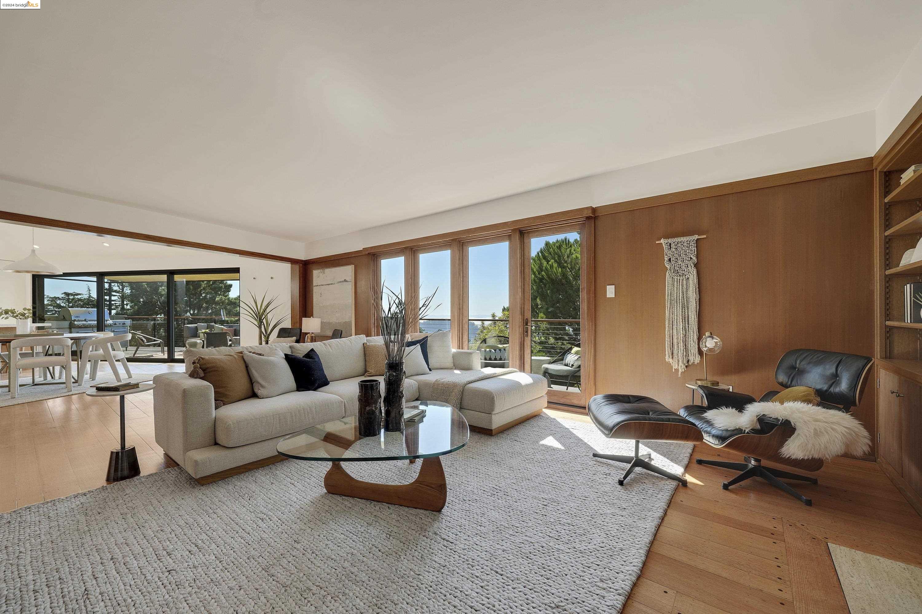 24 Highgate Ct