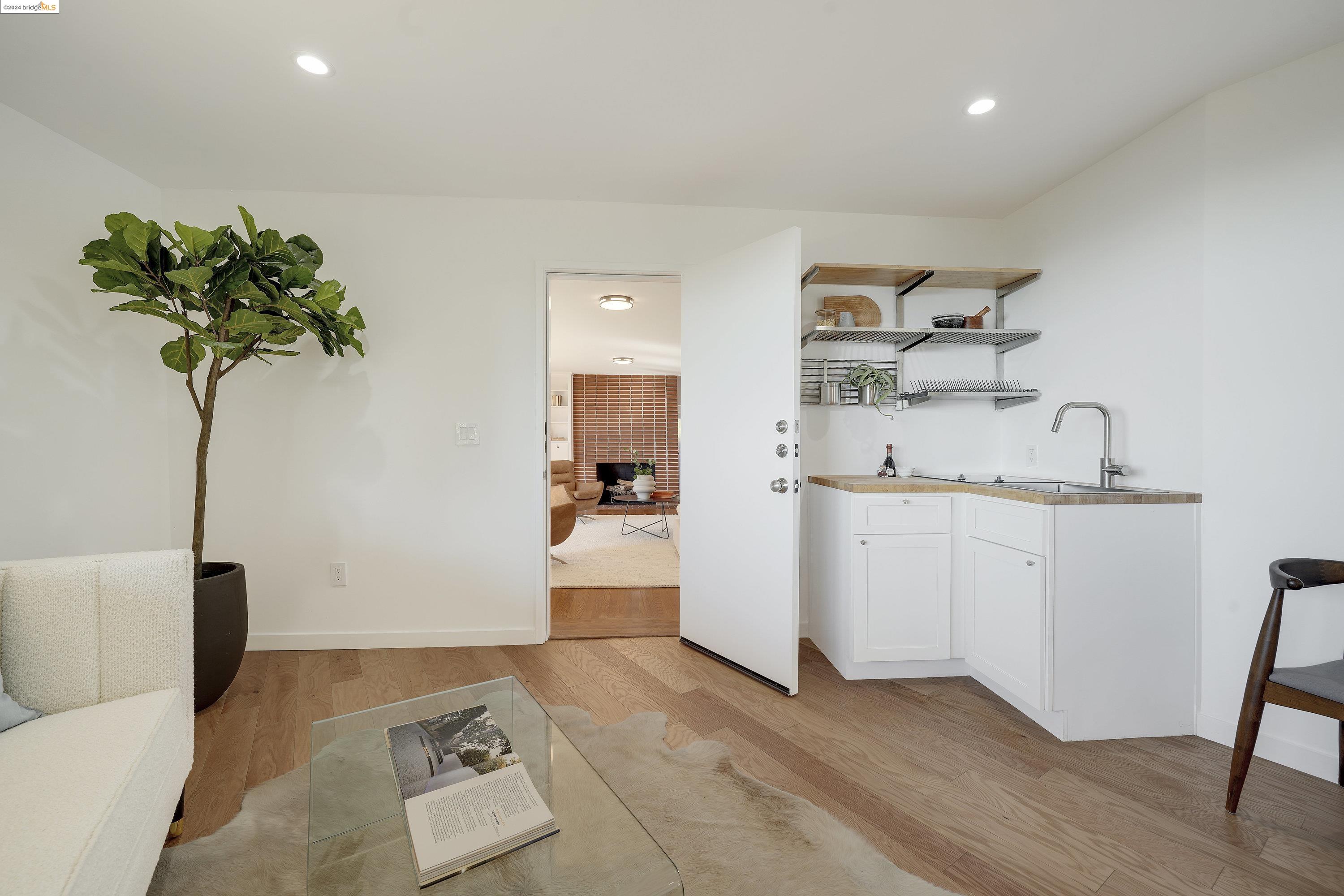 24 Highgate Ct