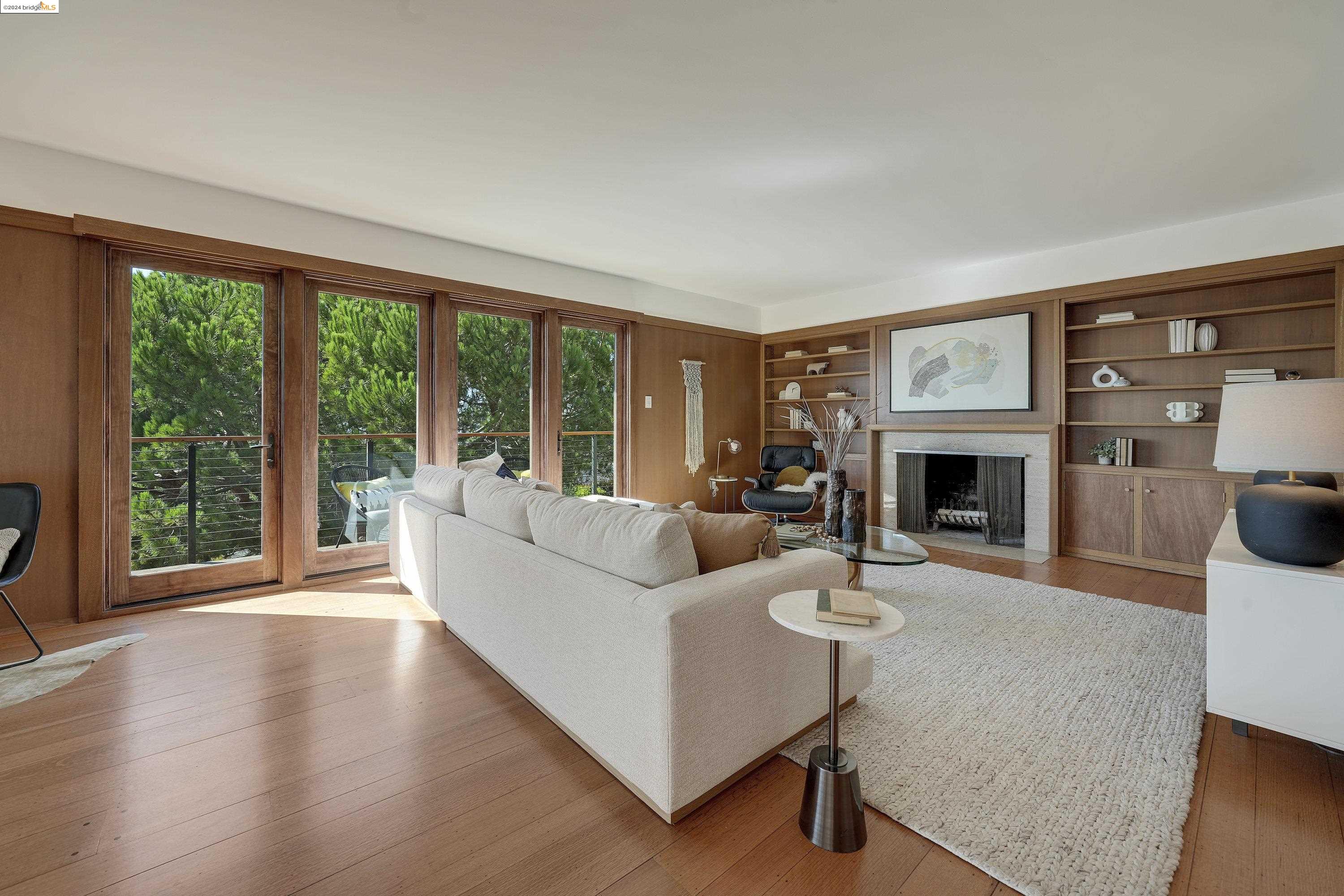 24 Highgate Ct