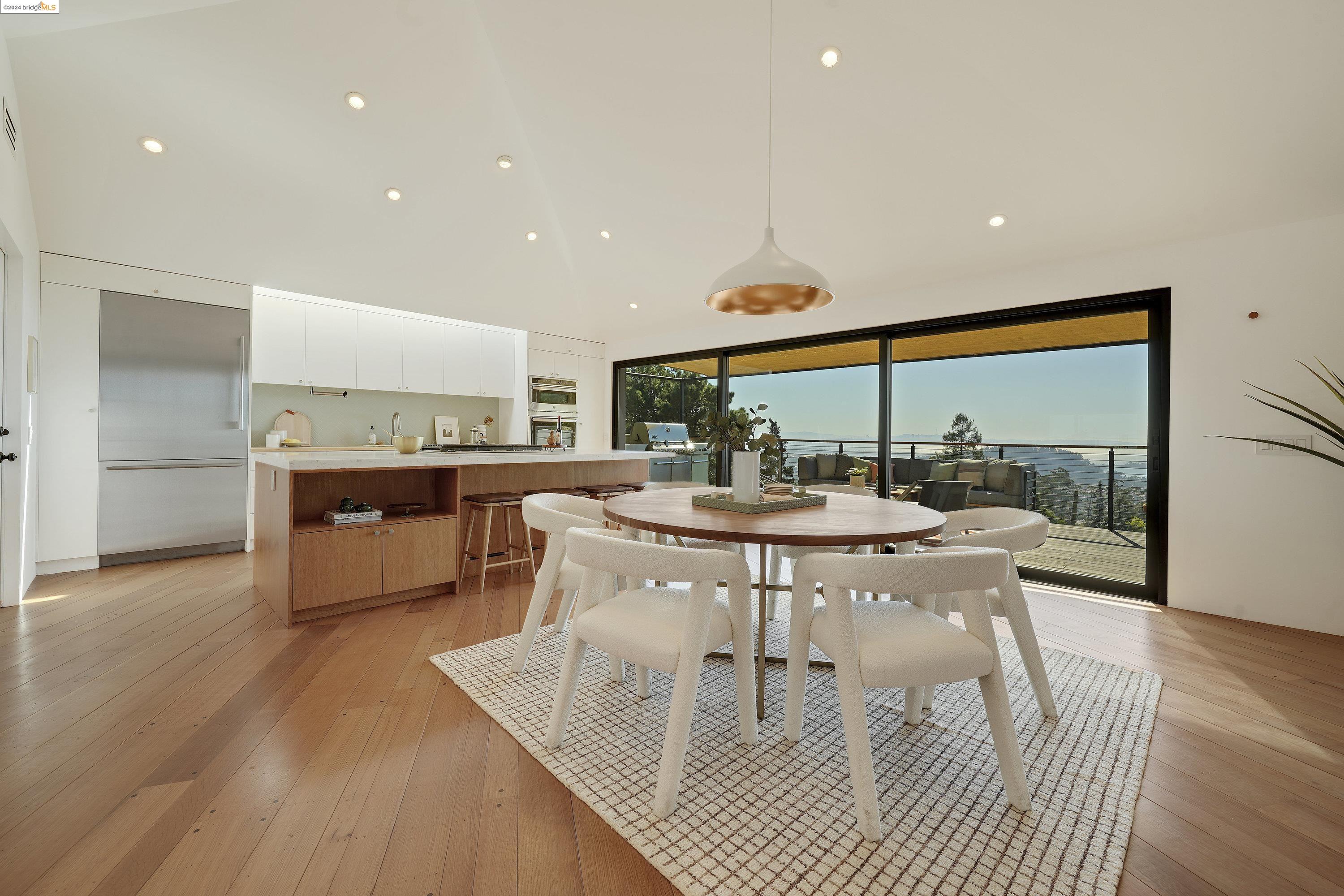 24 Highgate Ct