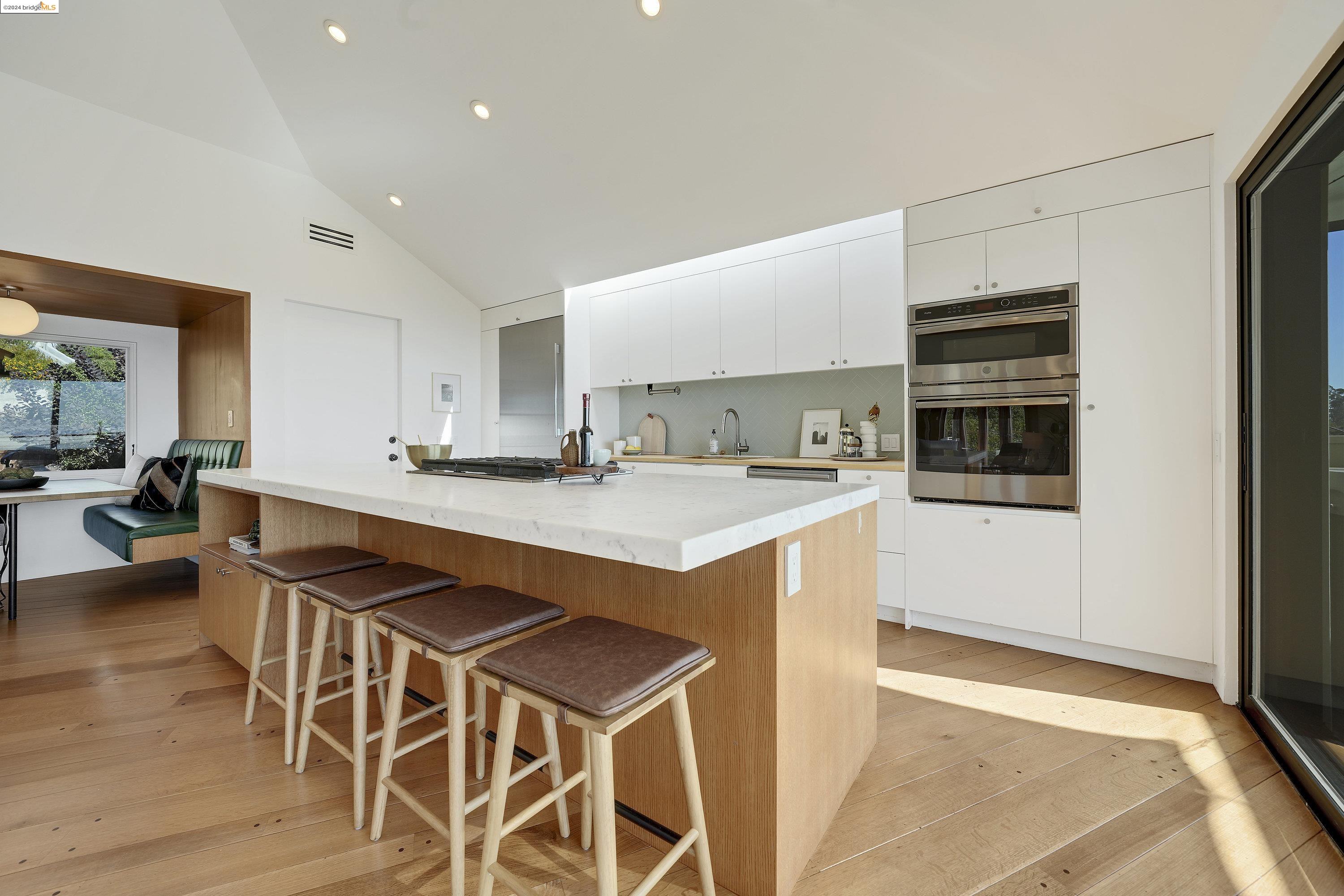 24 Highgate Ct