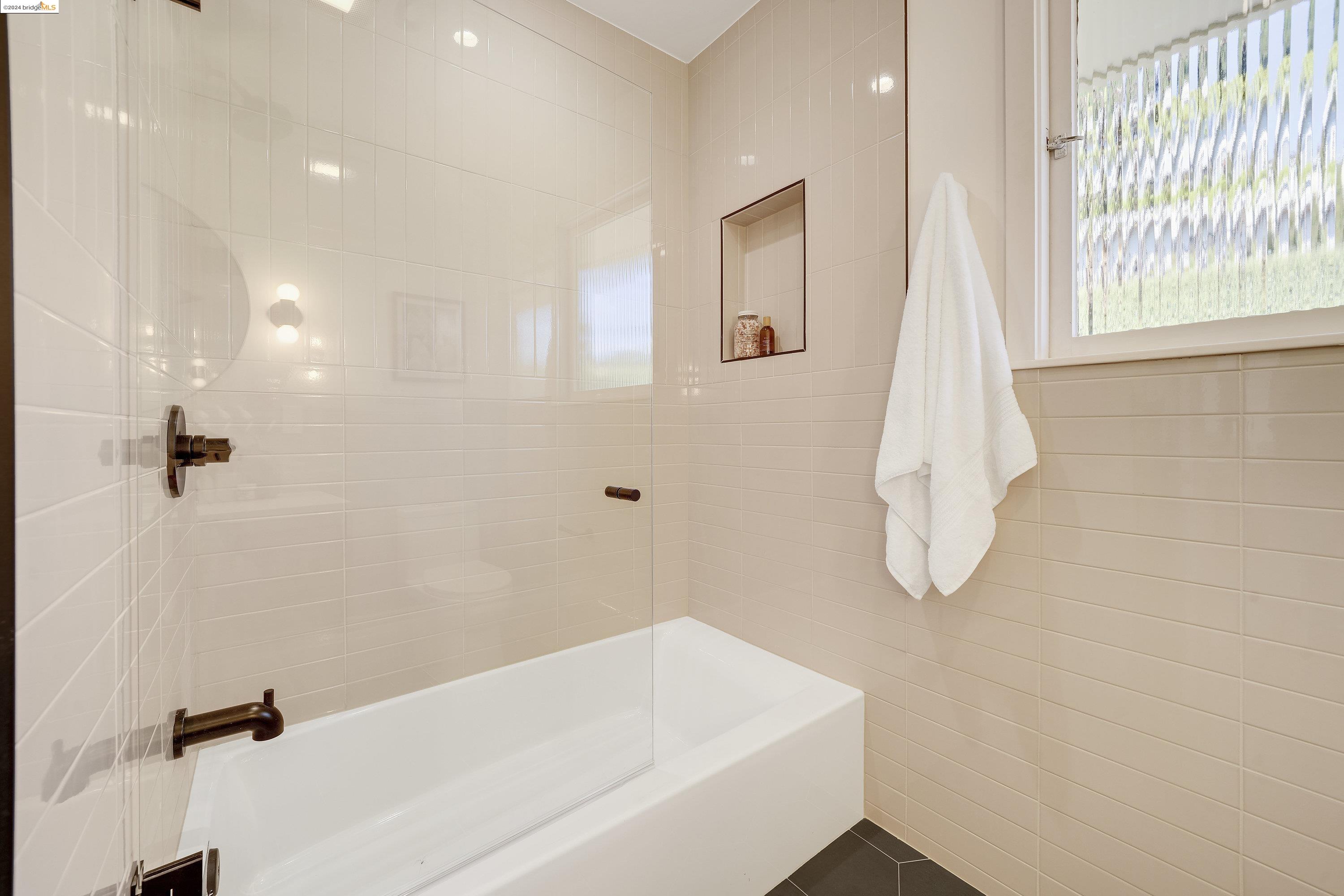24 Highgate Ct