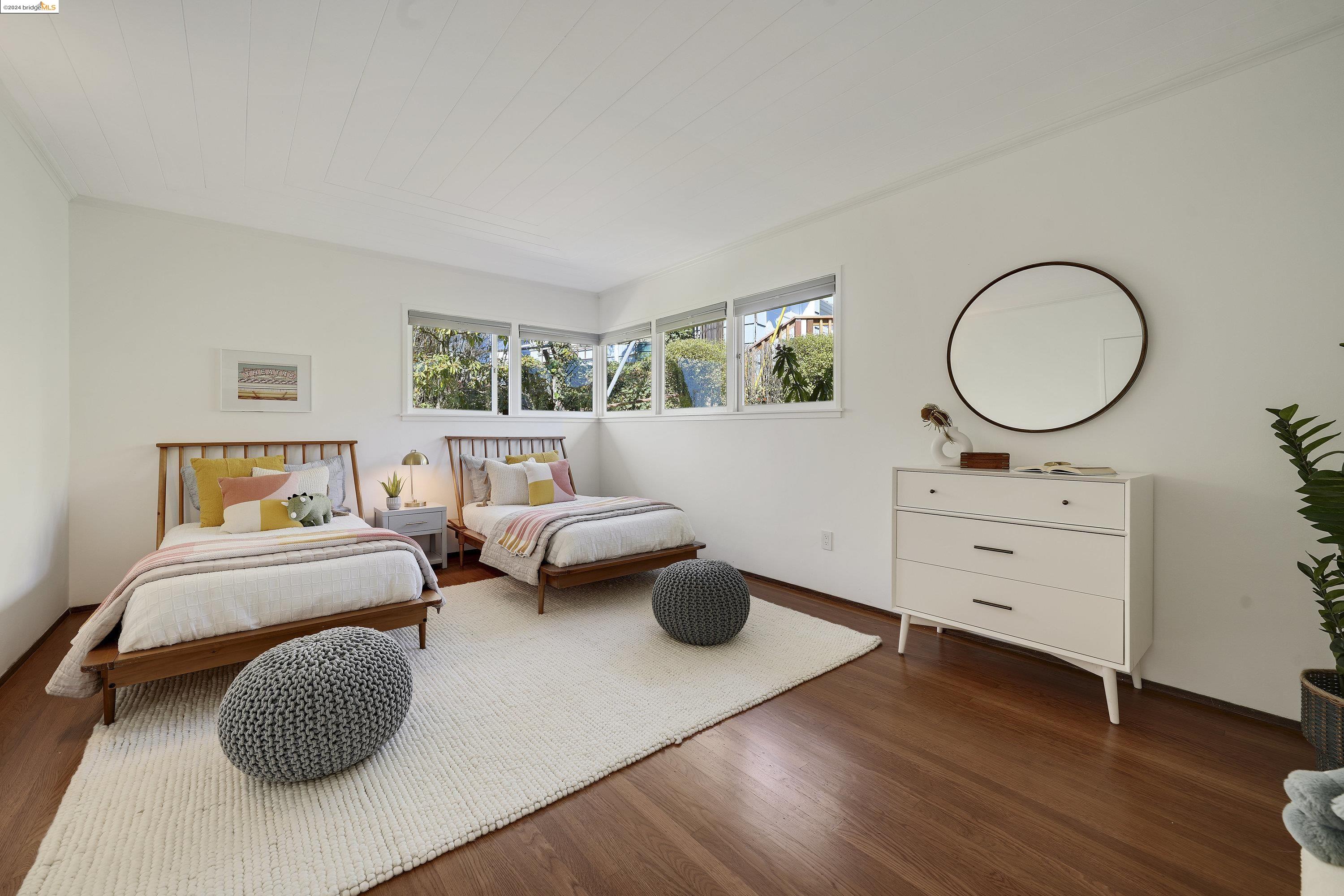24 Highgate Ct