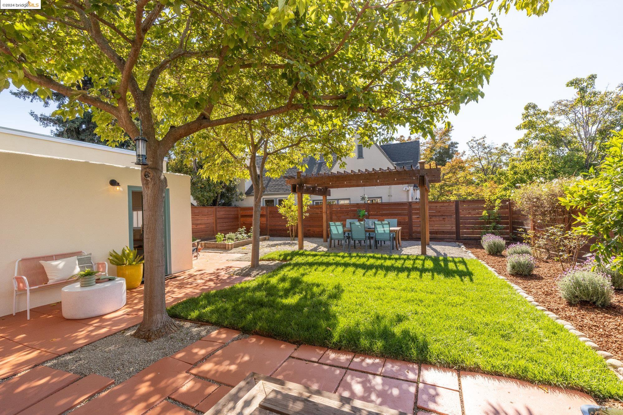 3001 Madeline St