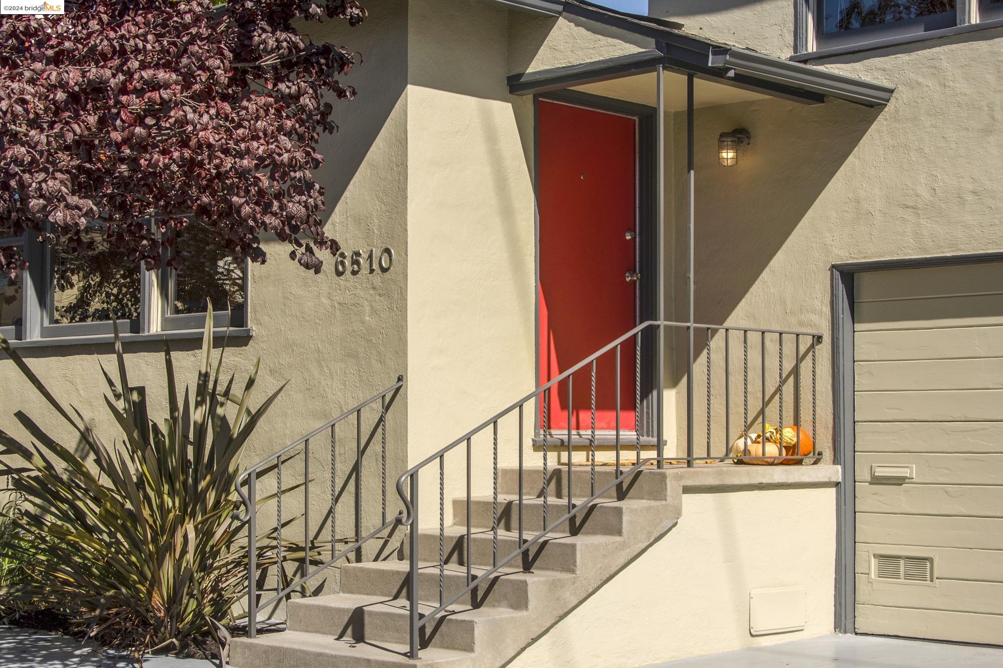 6510 Shattuck Ave, Oakland