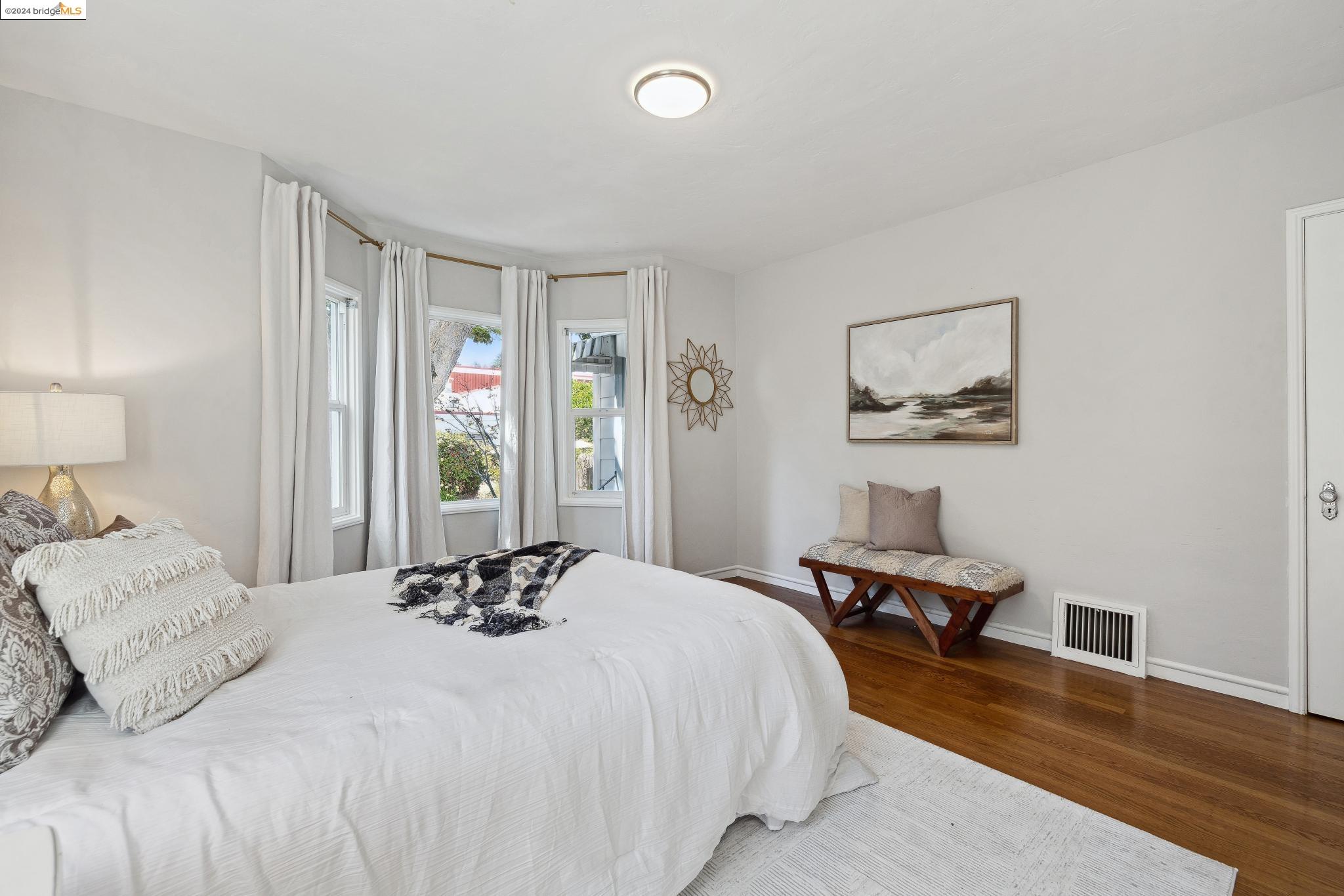1211 San Jose St