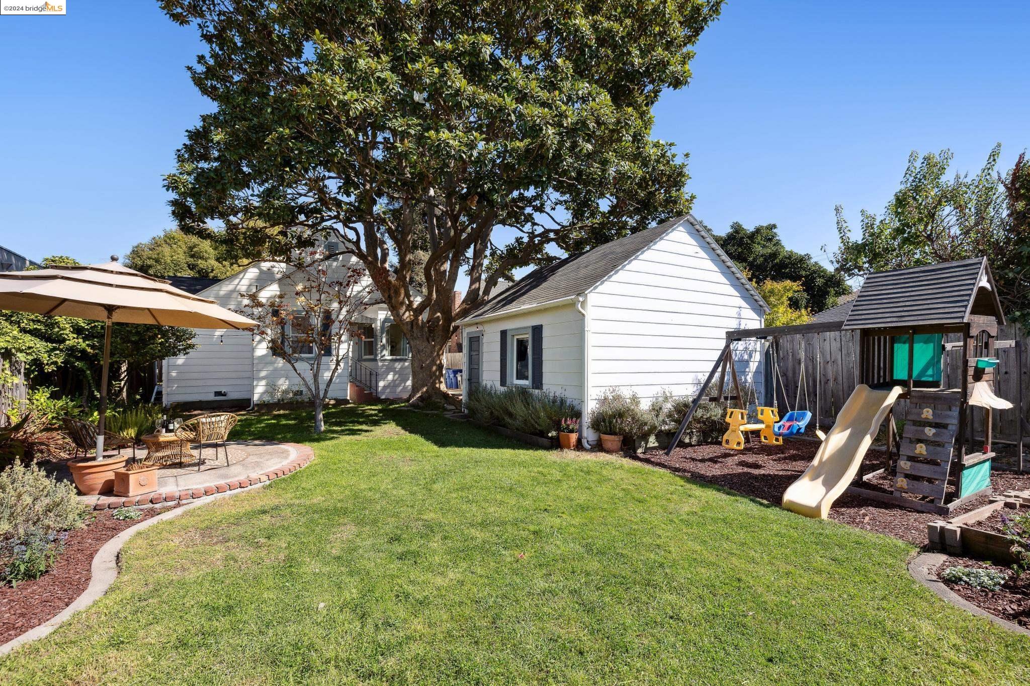 1211 San Jose St