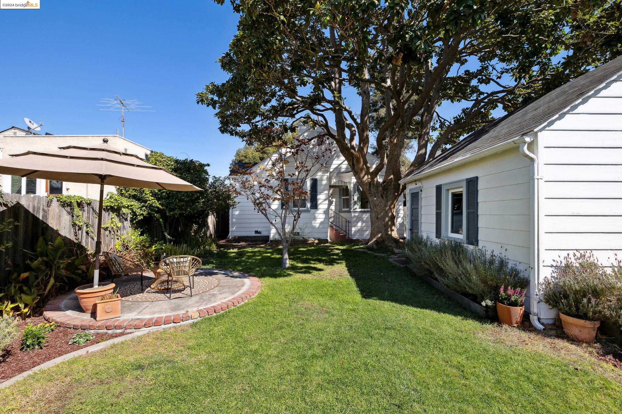 1211 San Jose St