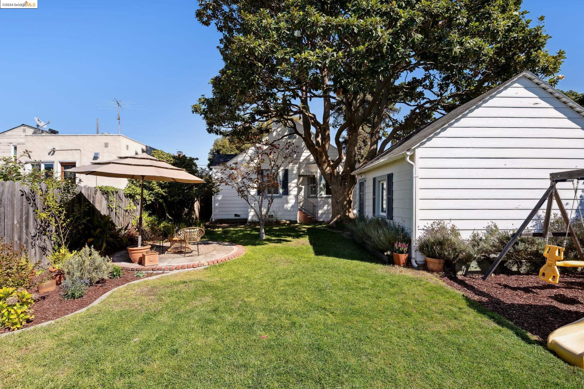 1211 San Jose St