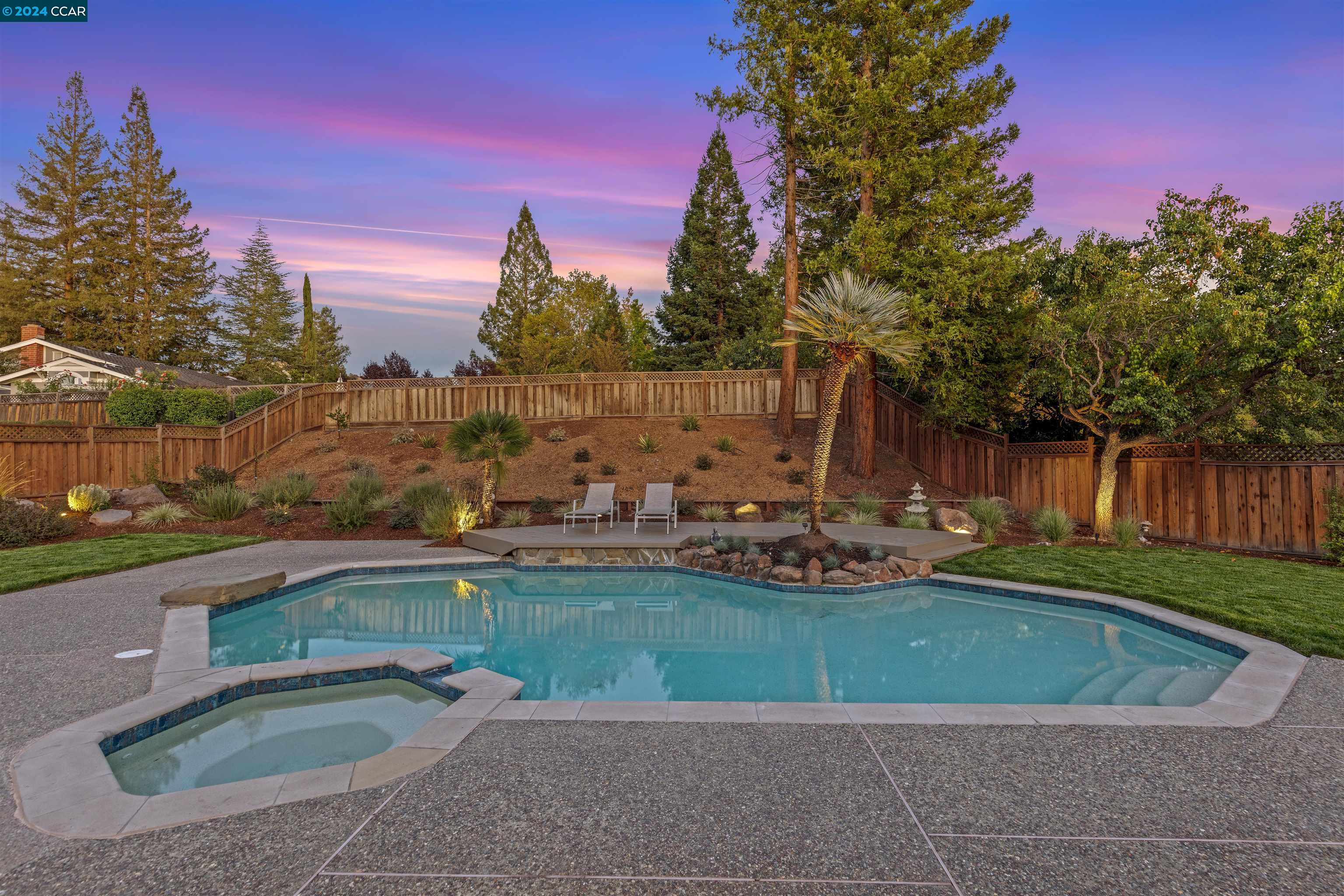 1708 Oro Valley Cir