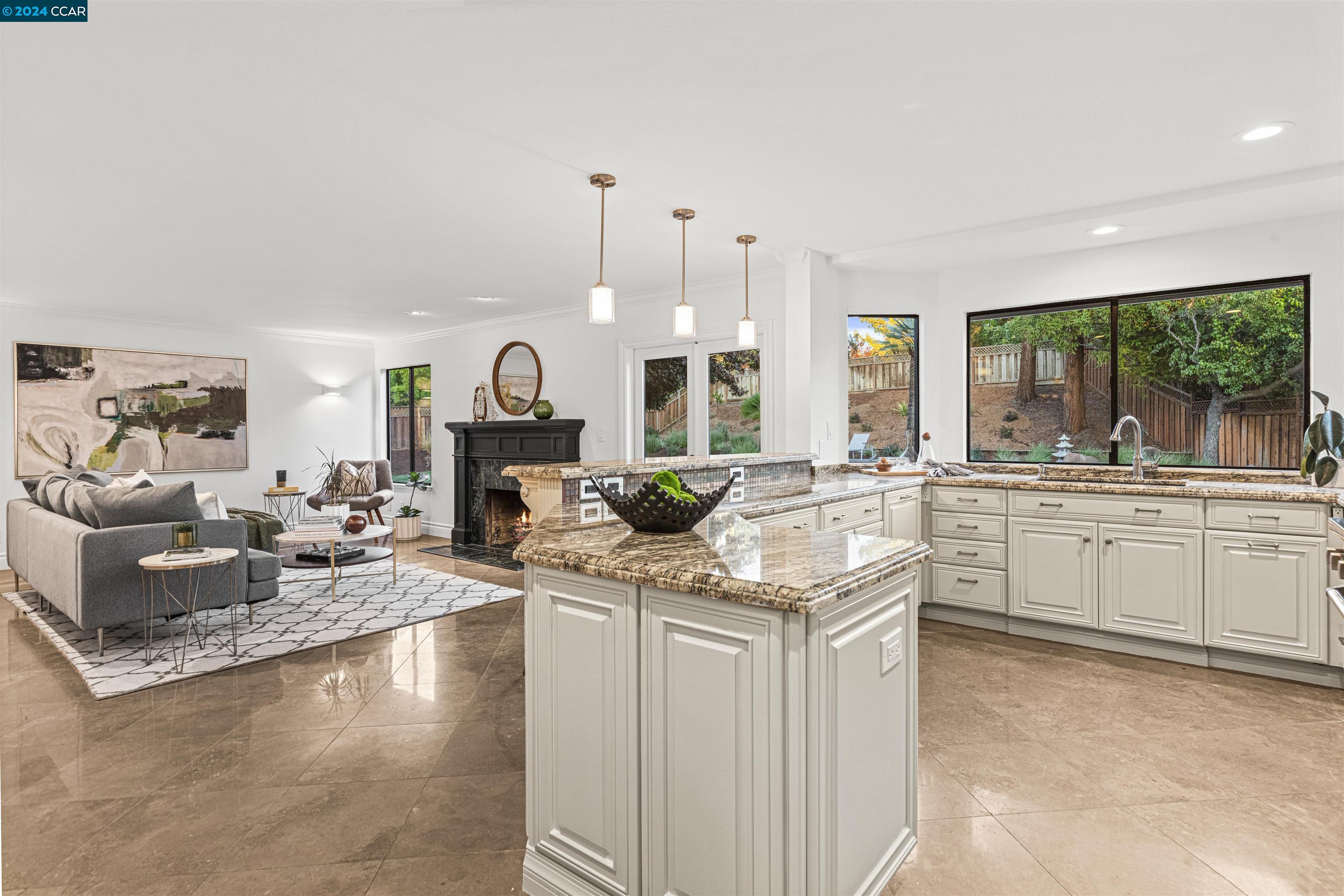 1708 Oro Valley Cir