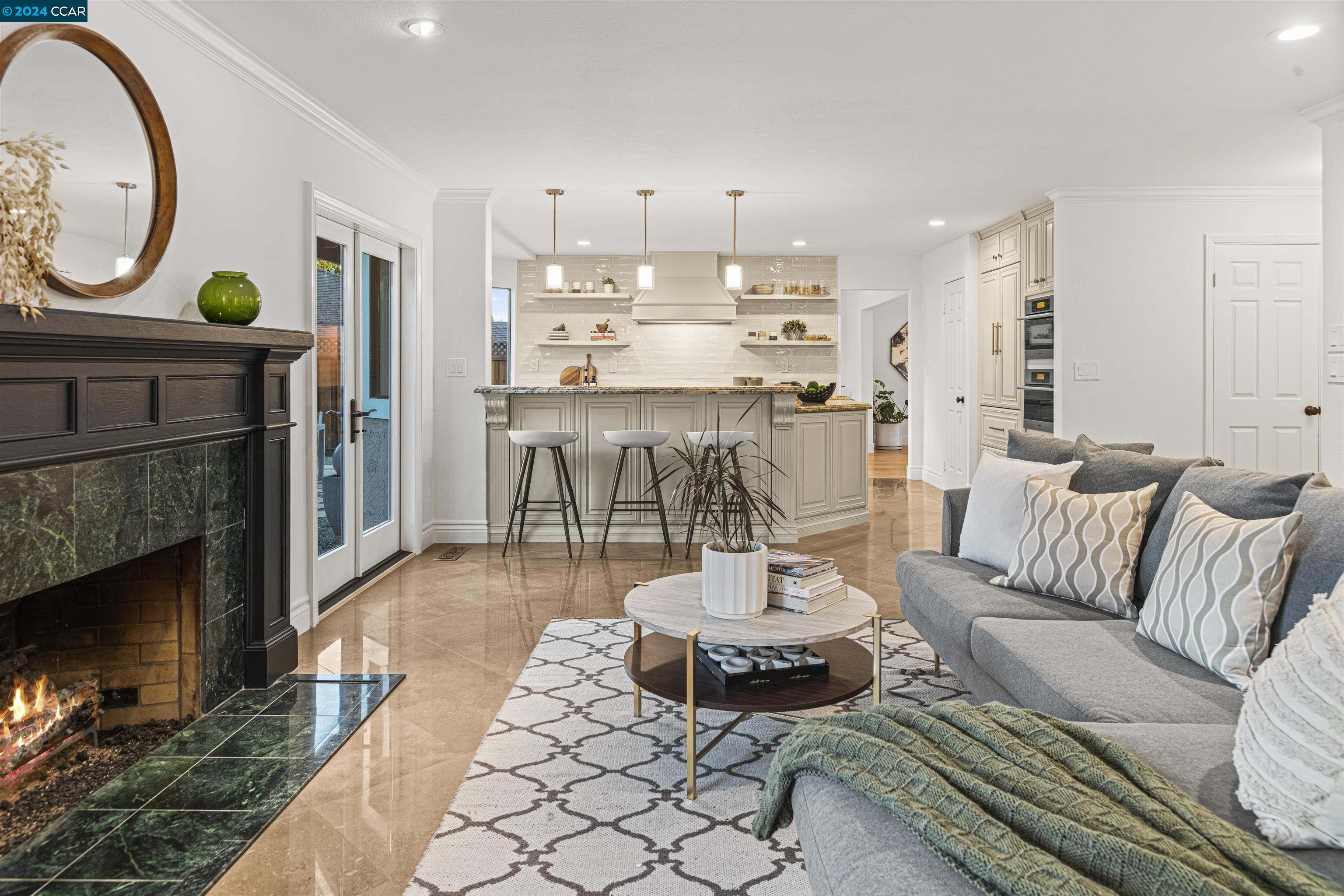 1708 Oro Valley Cir