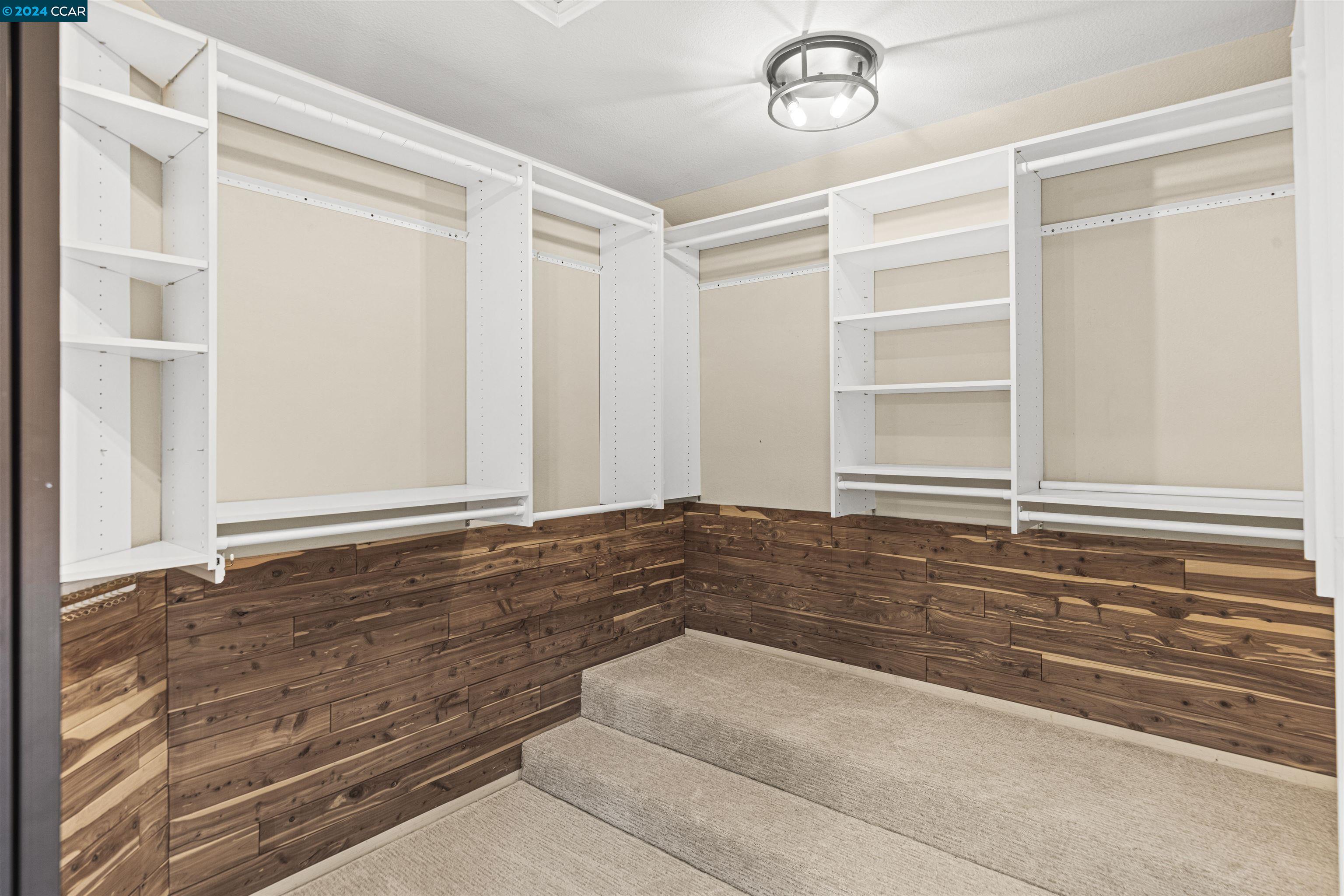1708 Oro Valley Cir