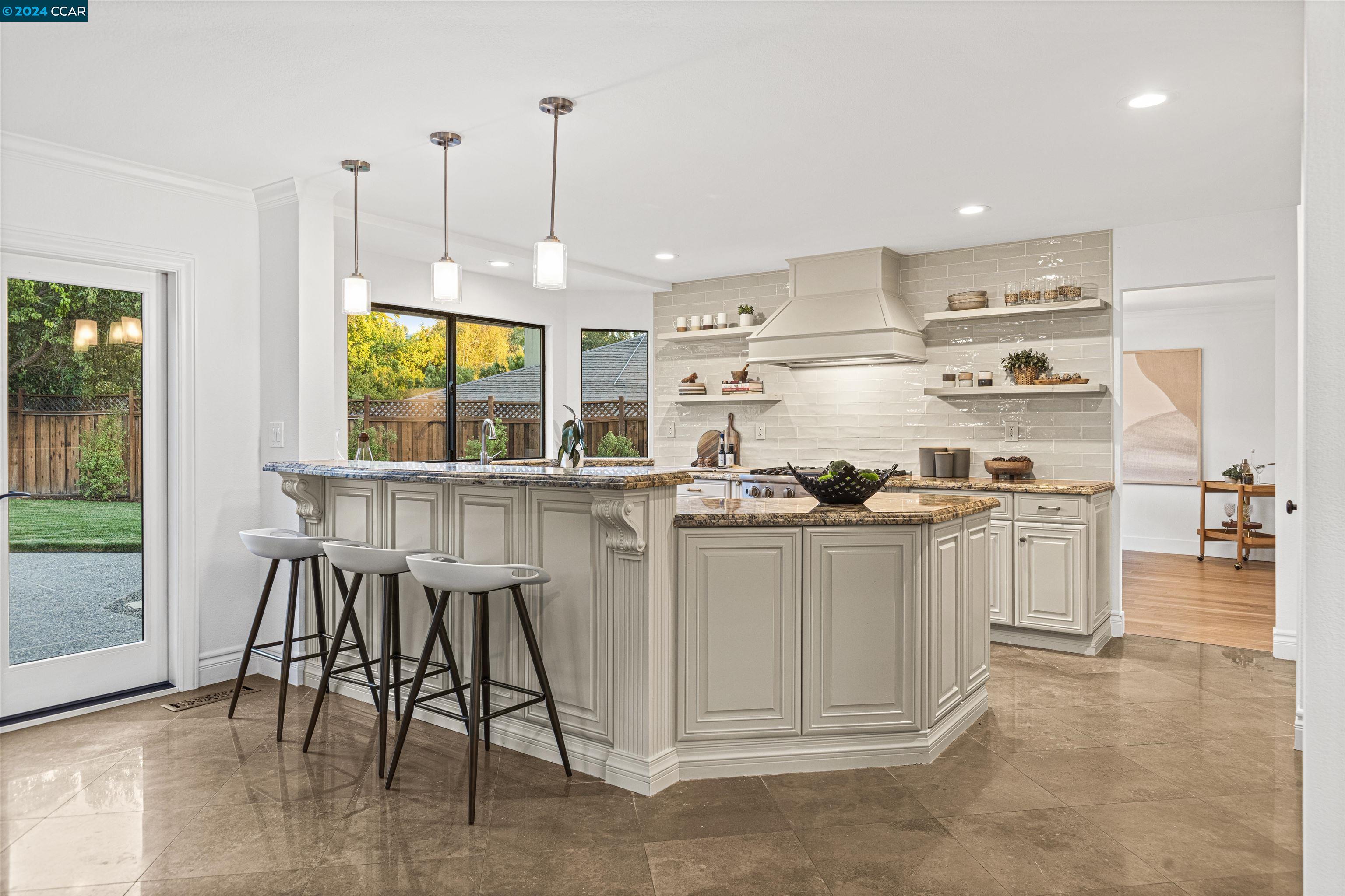 1708 Oro Valley Cir