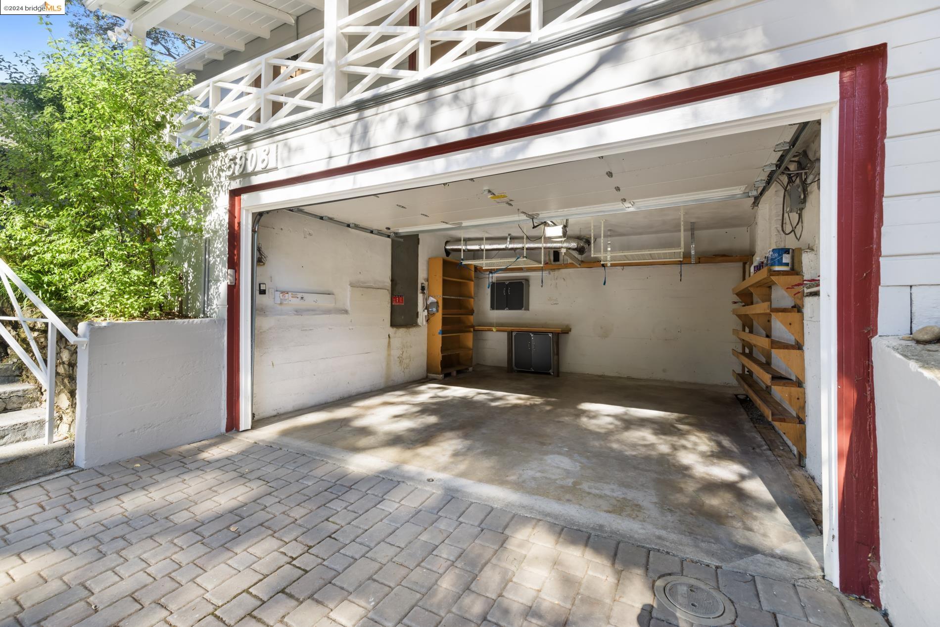 5908 Harbord Dr
