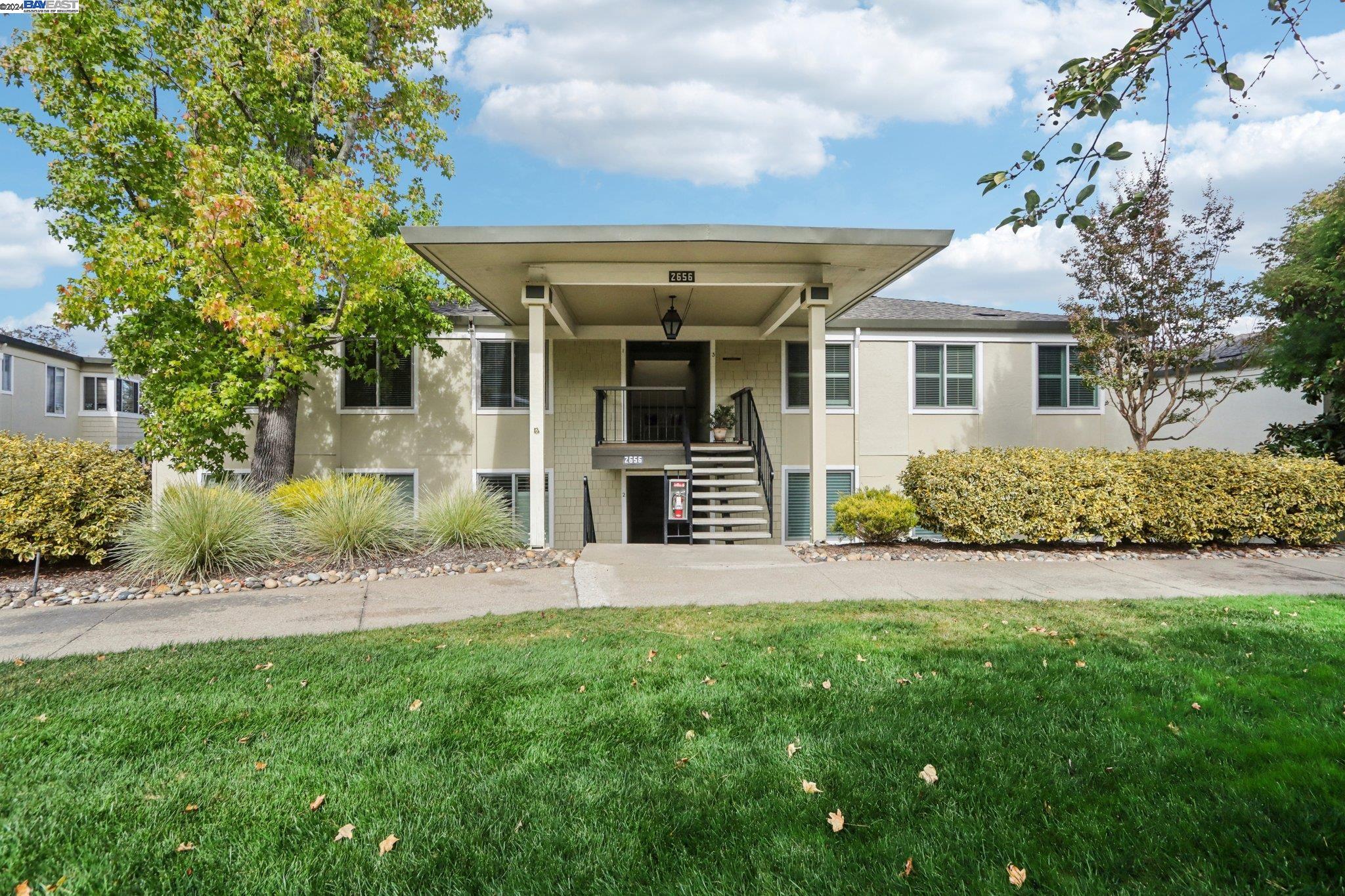 2656 Ptarmigan Dr # 1