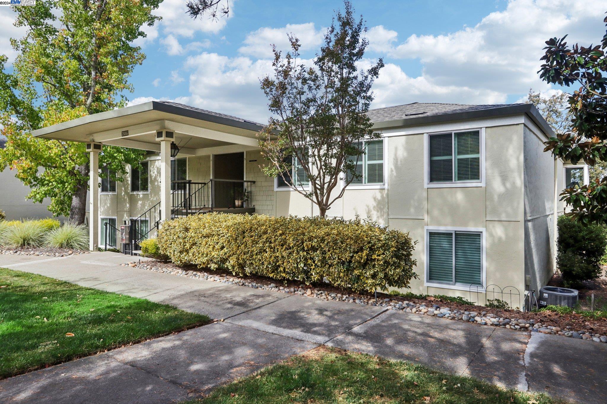 2656 Ptarmigan Dr # 1