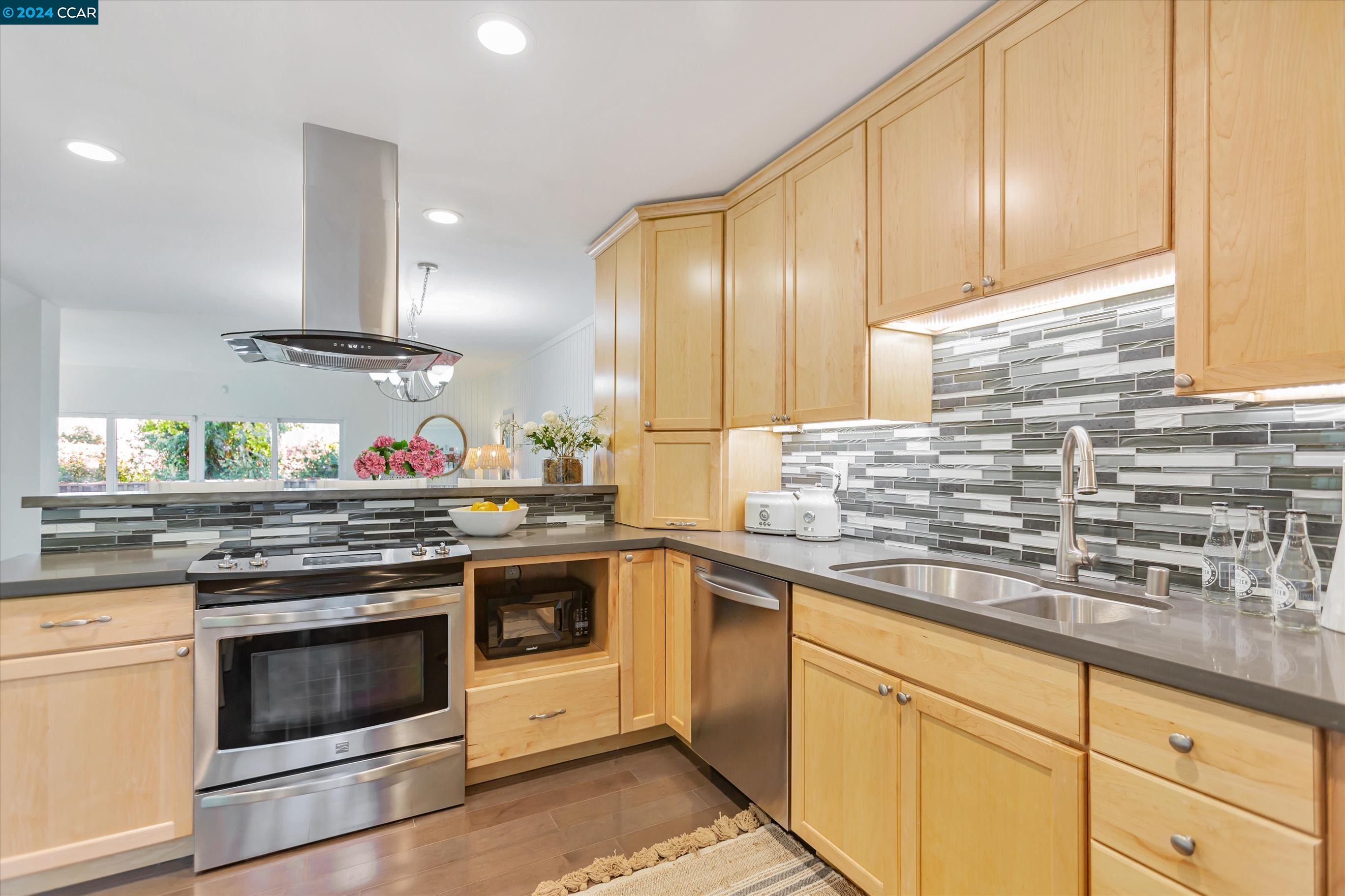 502 Woodminster Dr