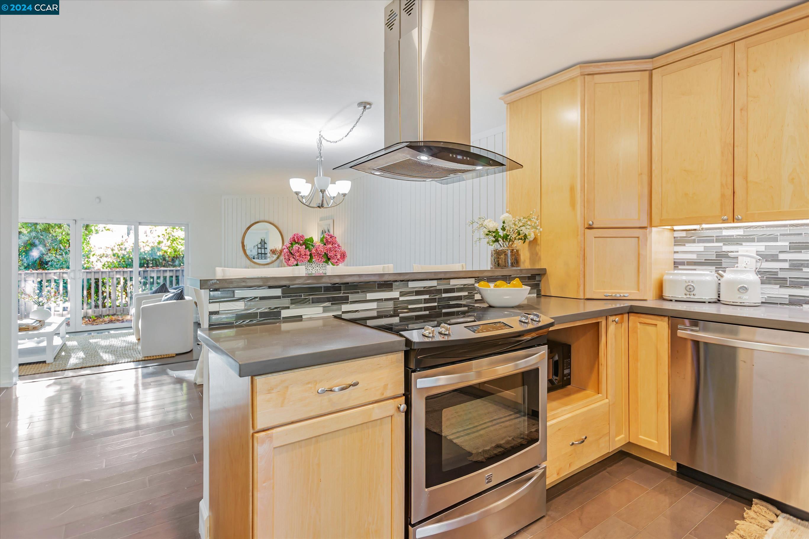502 Woodminster Dr