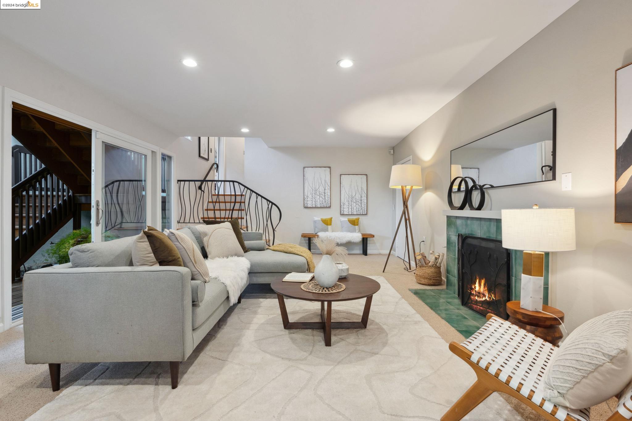 1297 Sunnyhills Rd