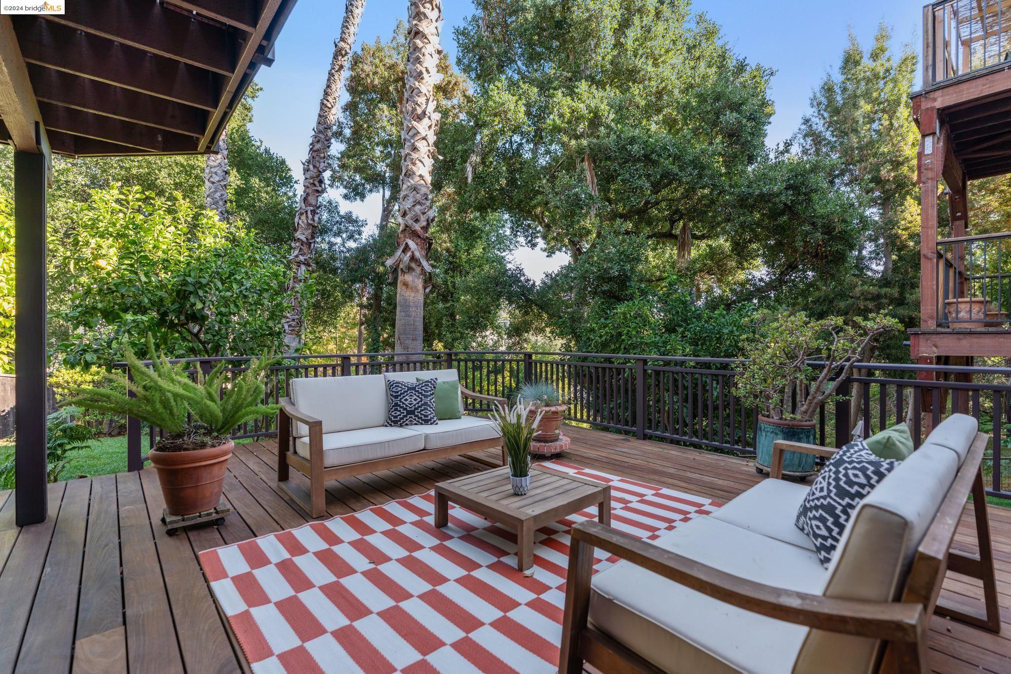 1297 Sunnyhills Rd