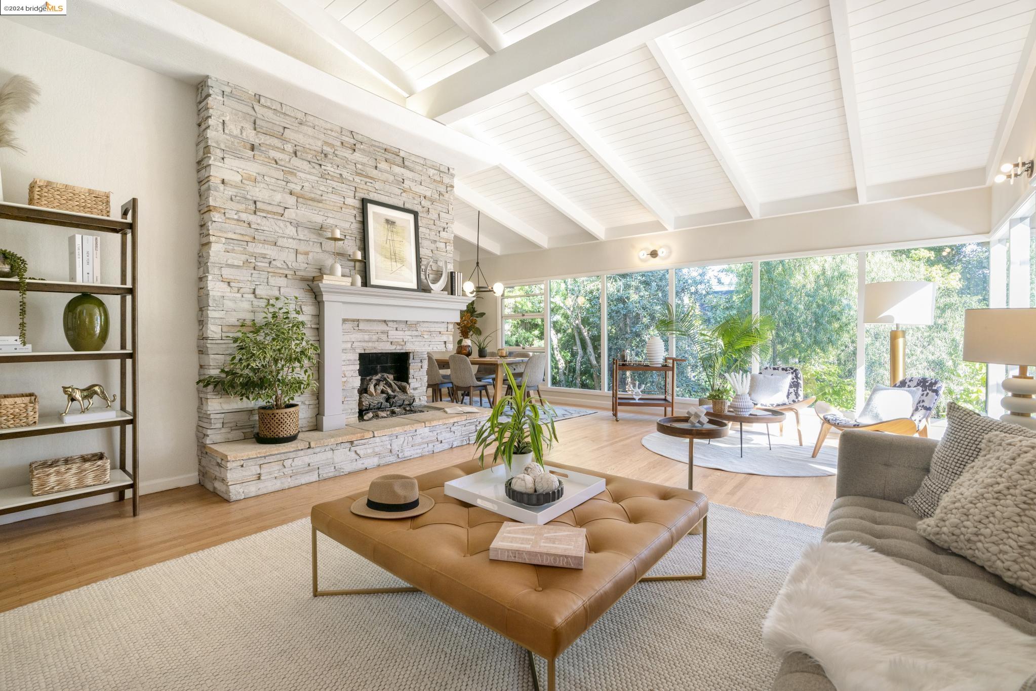 1297 Sunnyhills Rd