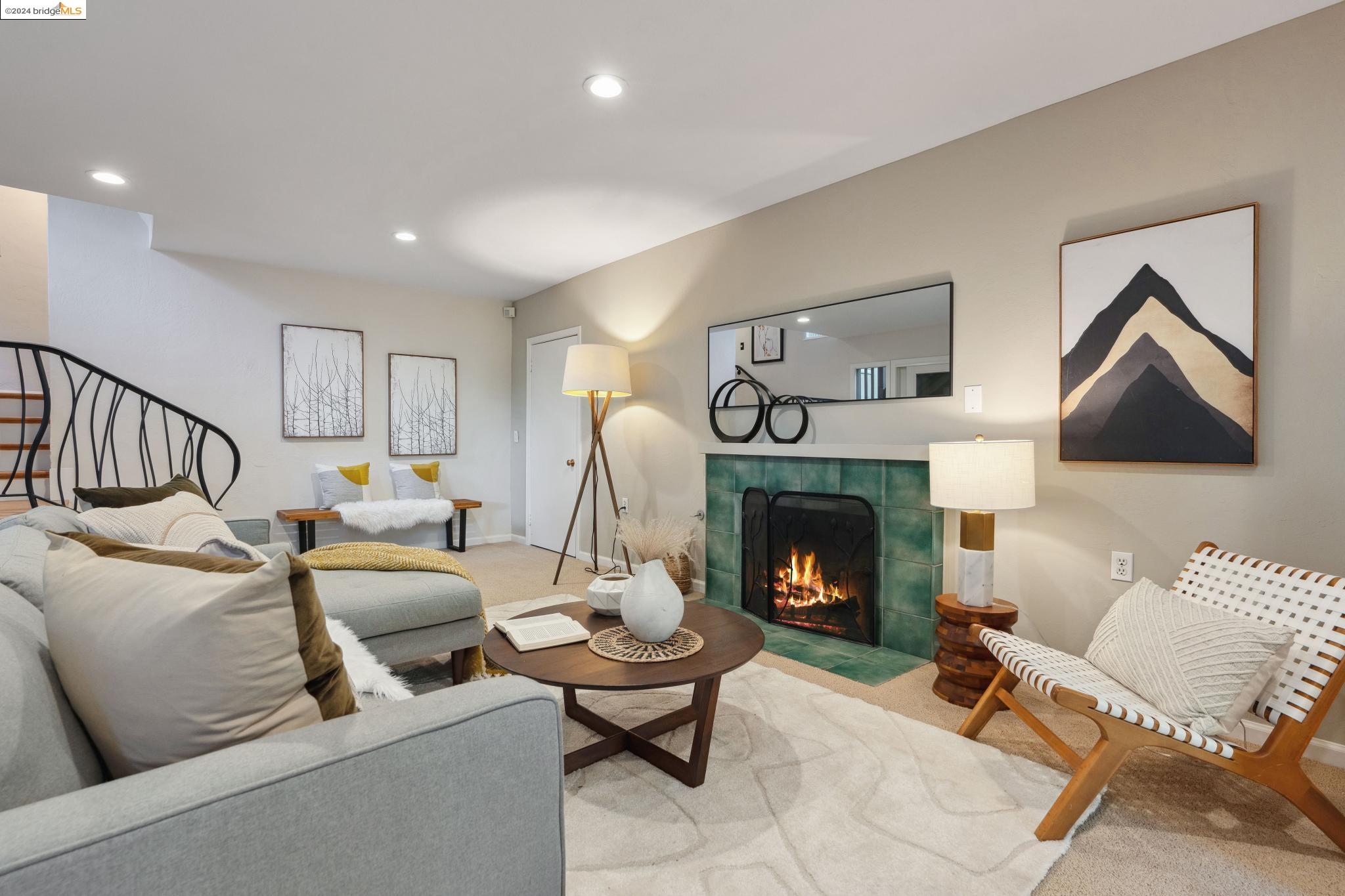 1297 Sunnyhills Rd