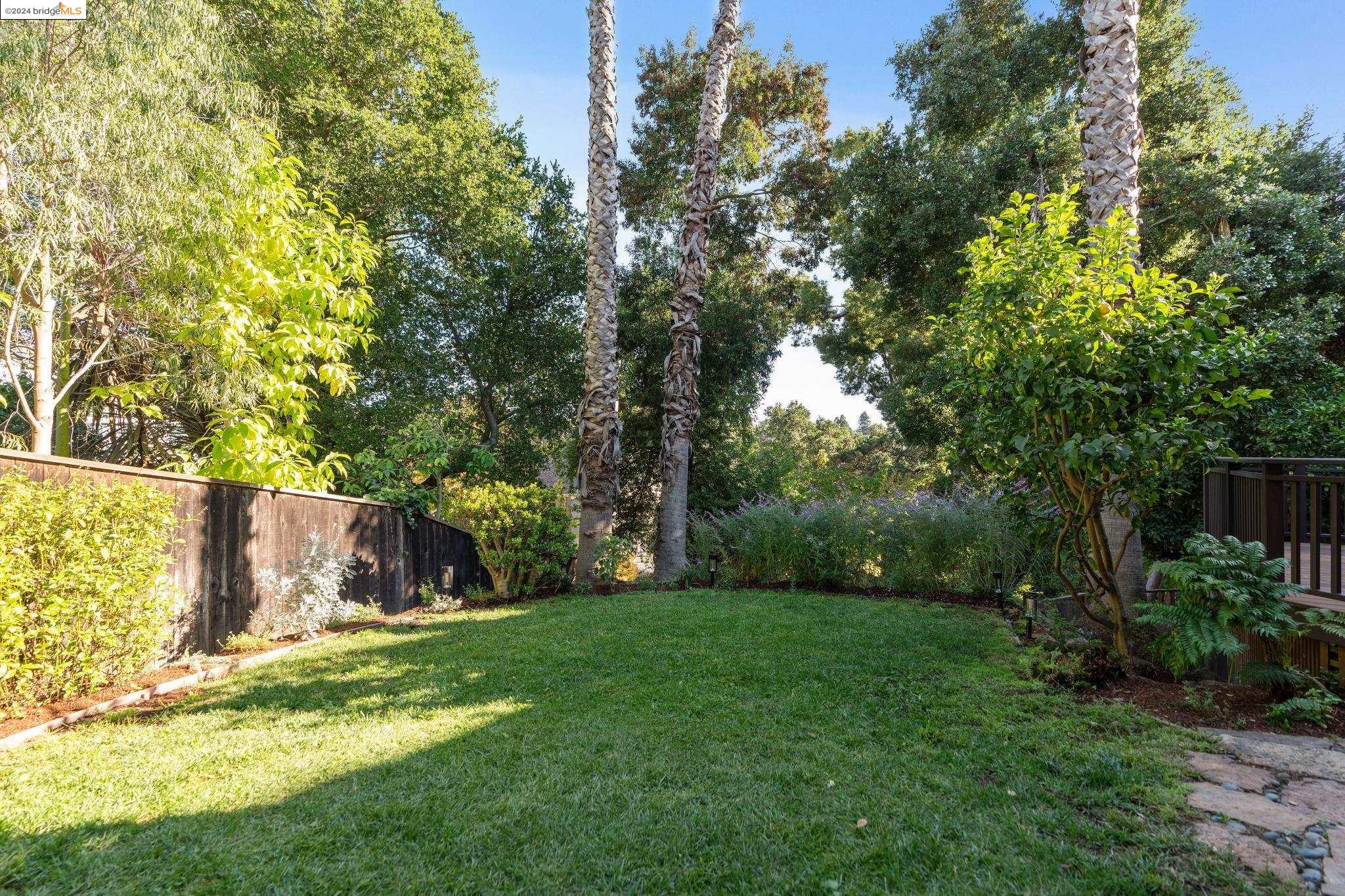 1297 Sunnyhills Rd