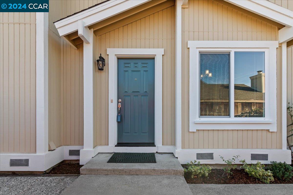 228 Western Hills Dr